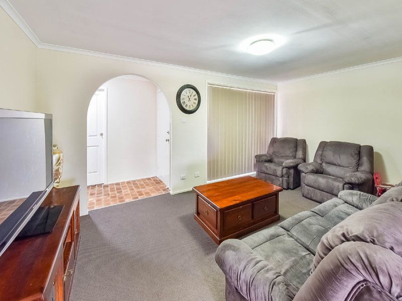 3 Drood Place, Ambarvale, NSW 2560