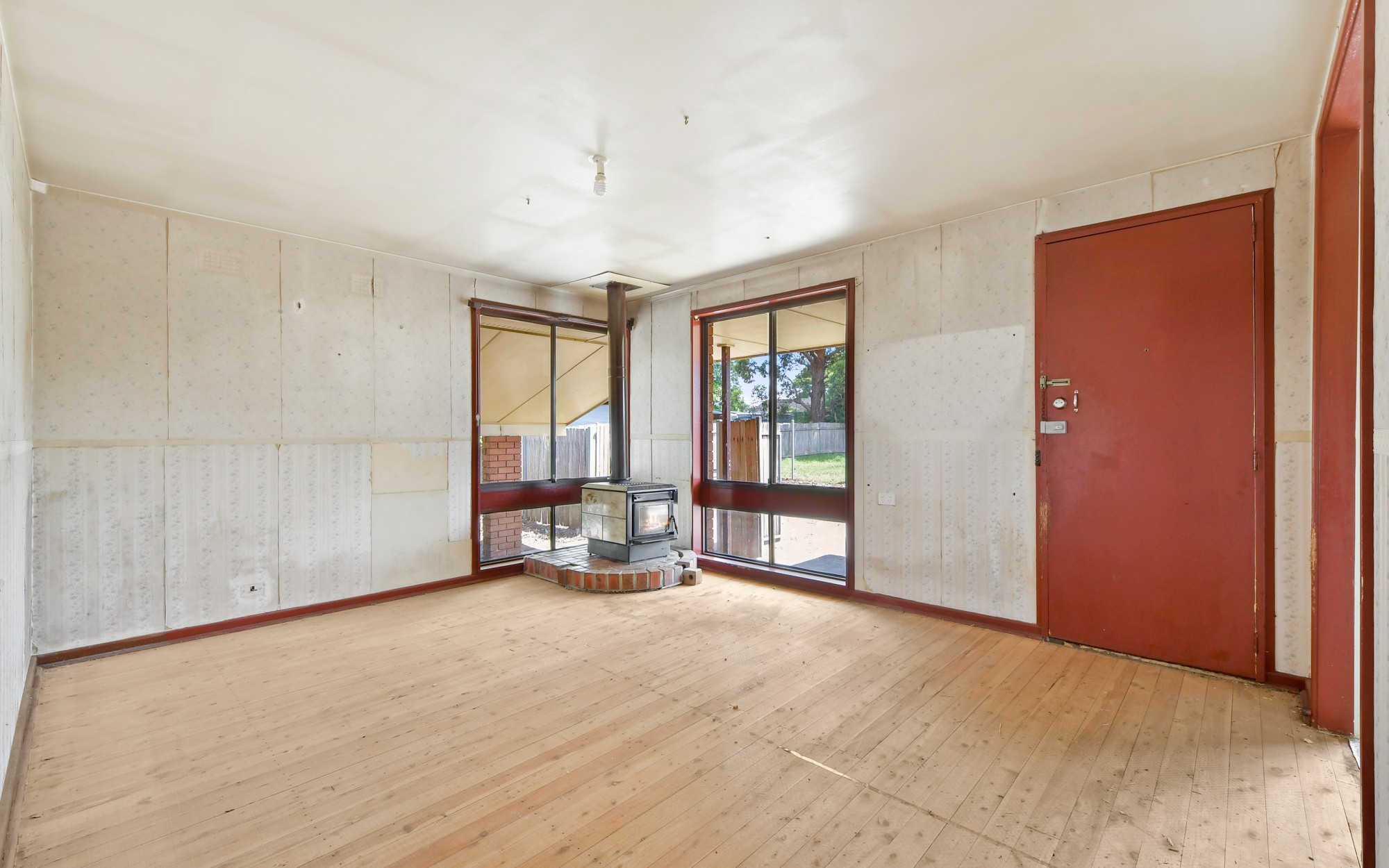 10 Kew Way, Airds, NSW 2560