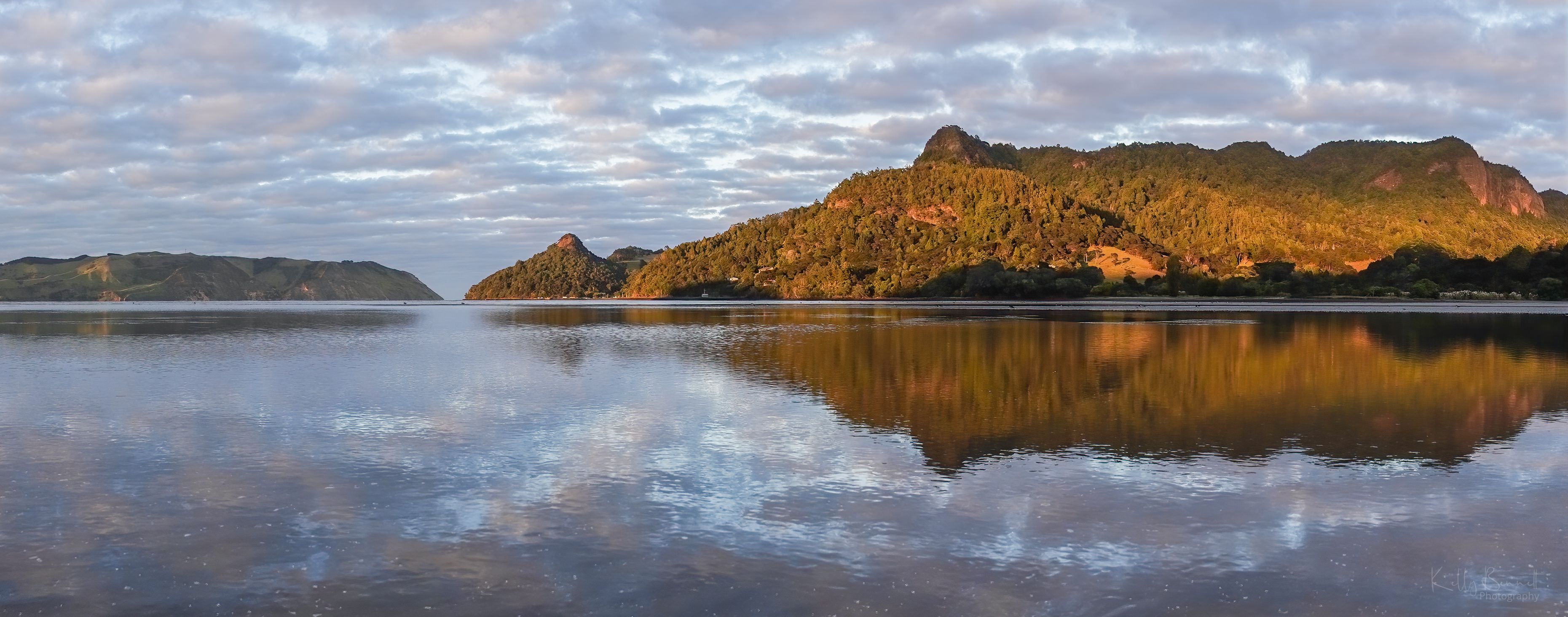 19 Ocean View Road, Huia, Waitakere City