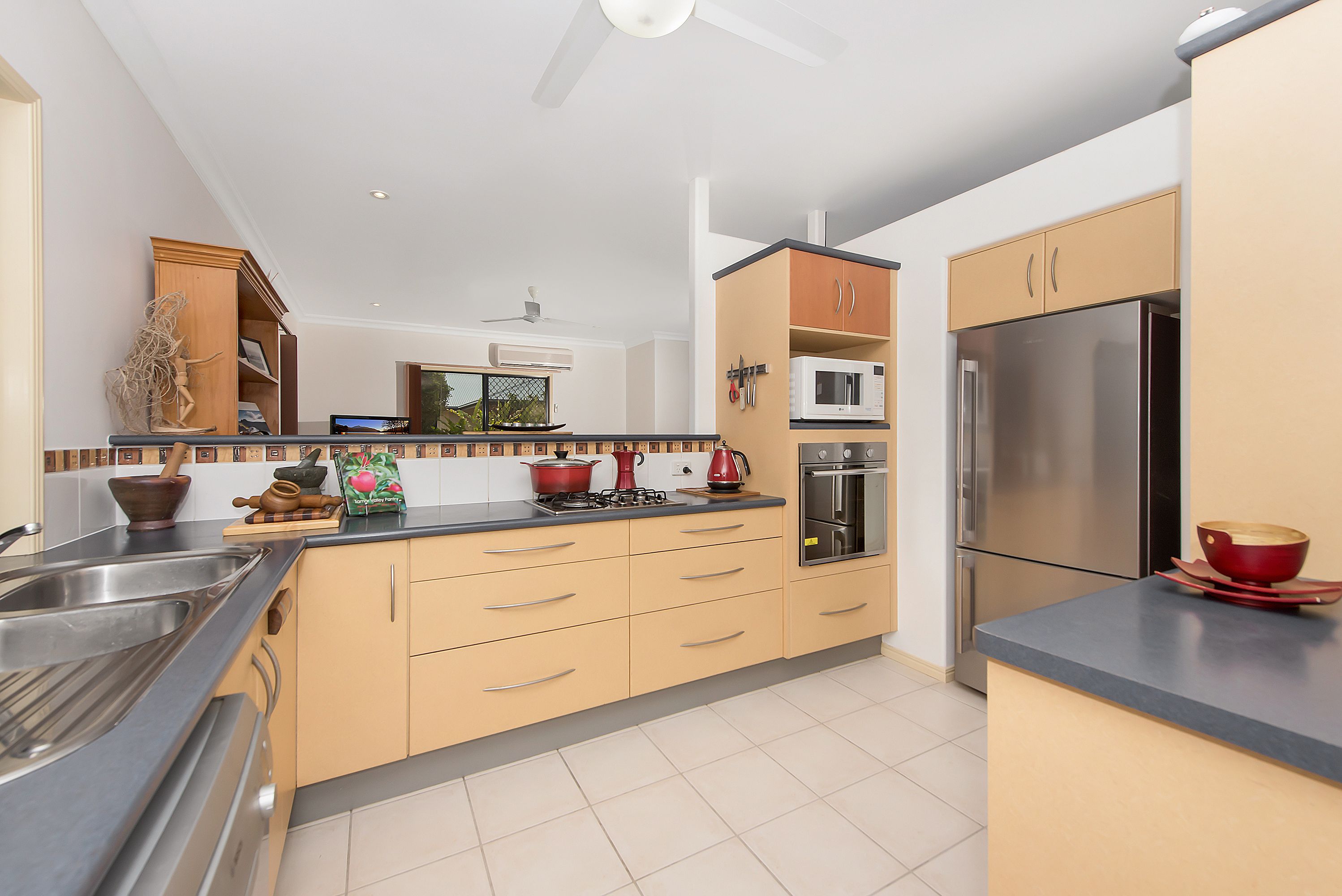 18 Crossman Place, Kirwan, QLD 4817