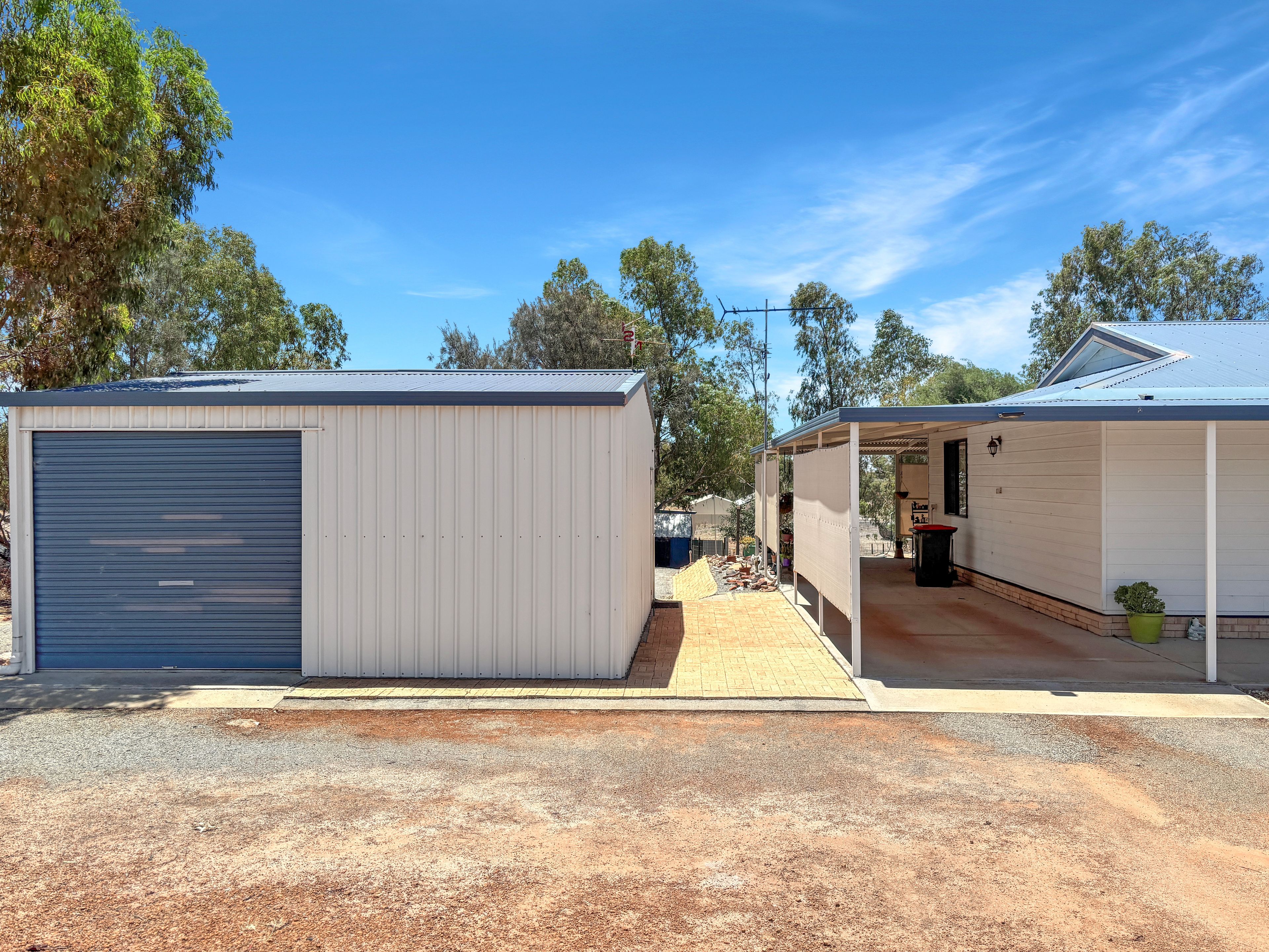 9 & 11 Broad Street, Mingenew, WA 6522