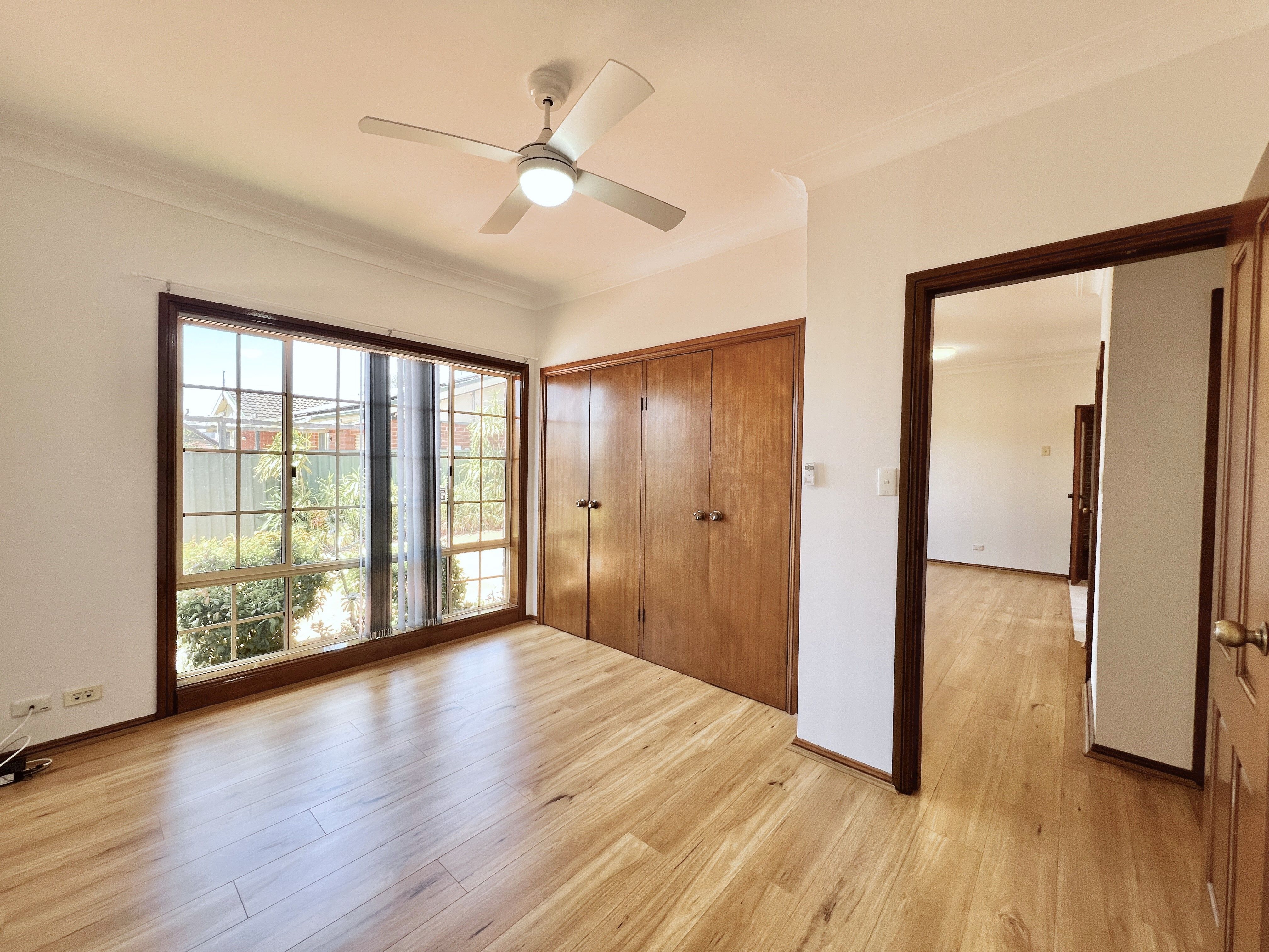 1/81A Cambridge Street — photo 4 of 10