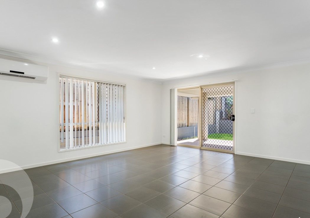 13 Bowerbird Crescent, Dakabin, QLD 4503