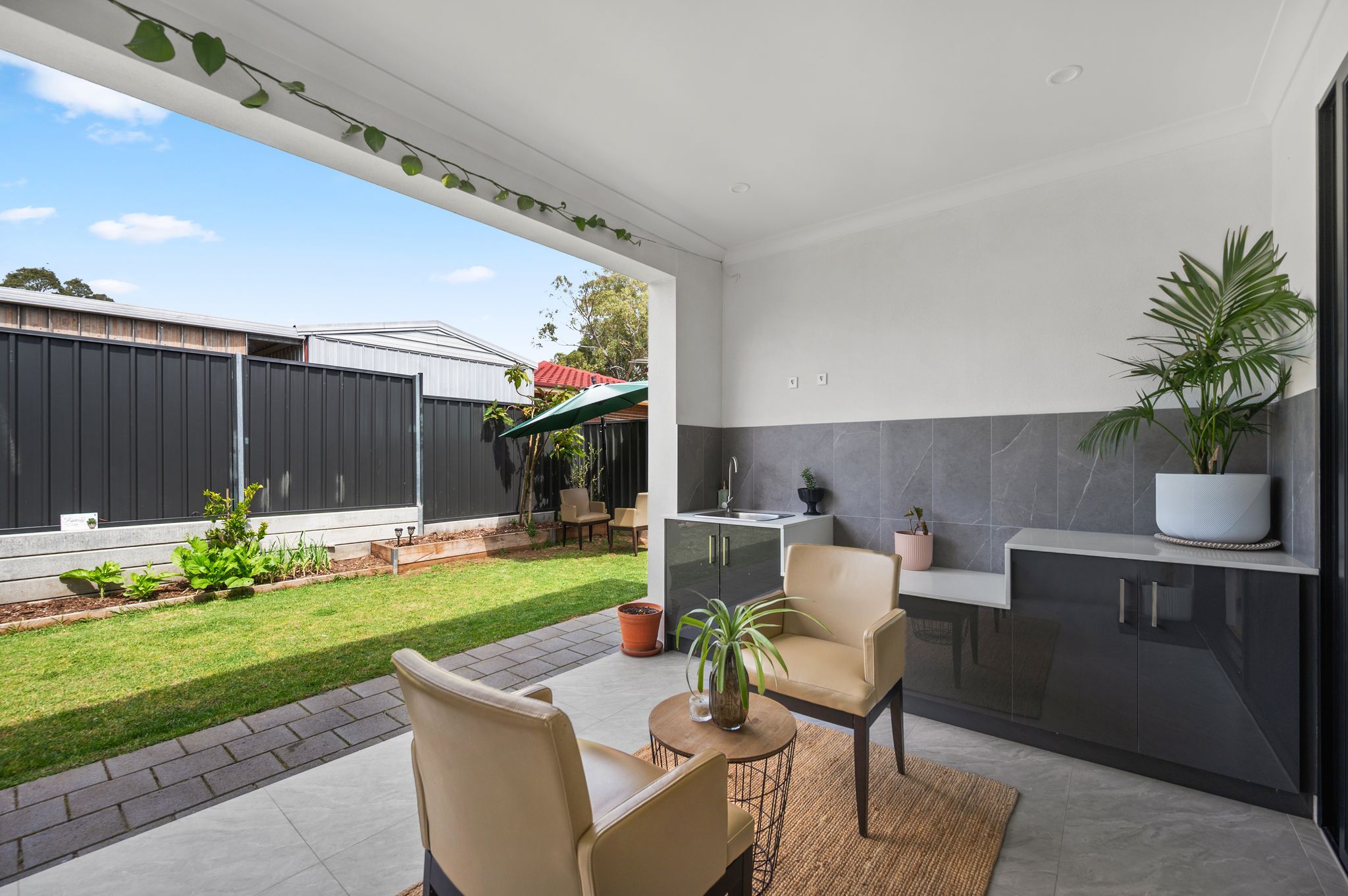 42 Windebanks Road — photo 24 of 27