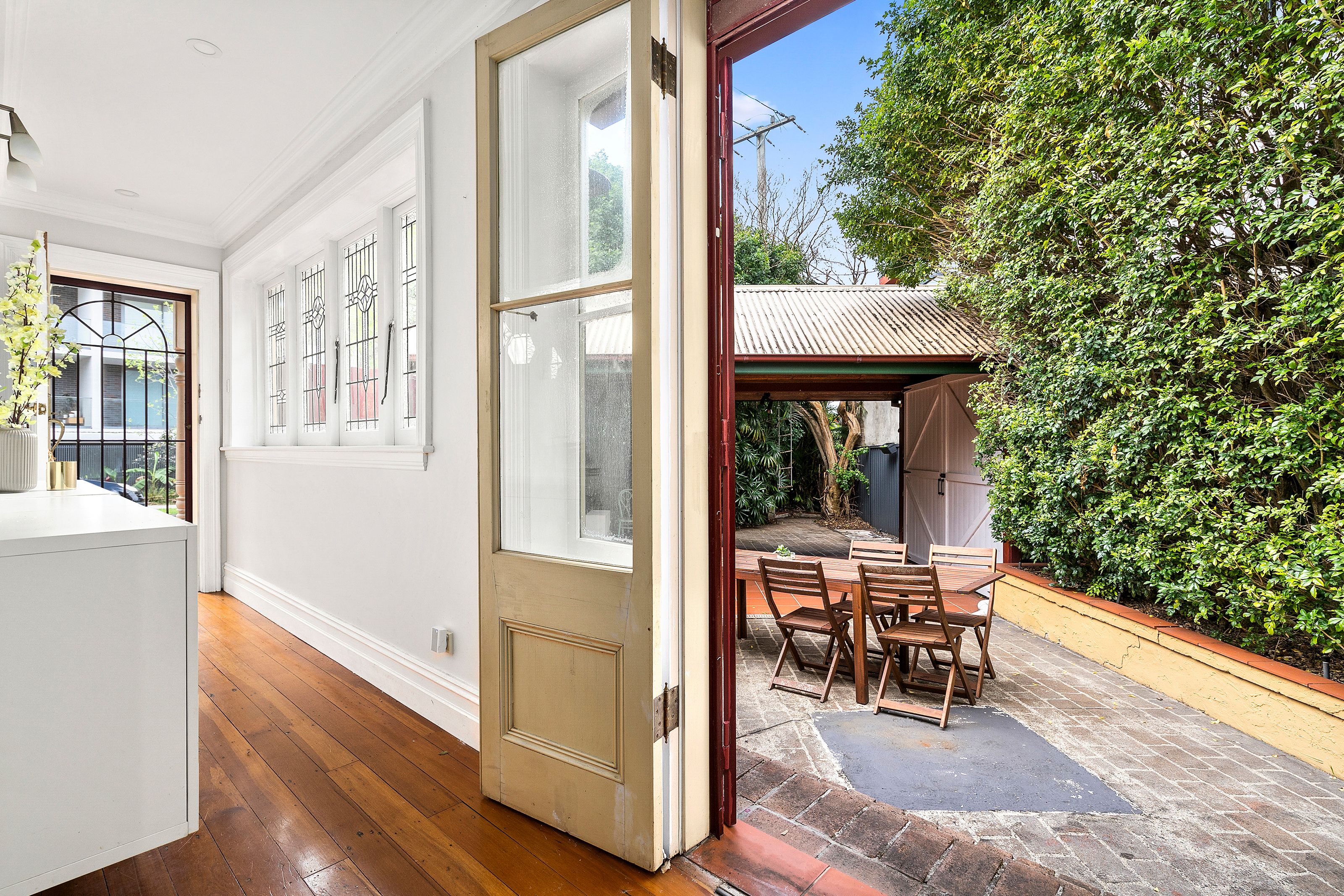 10 Hirst Street — photo 5 of 11