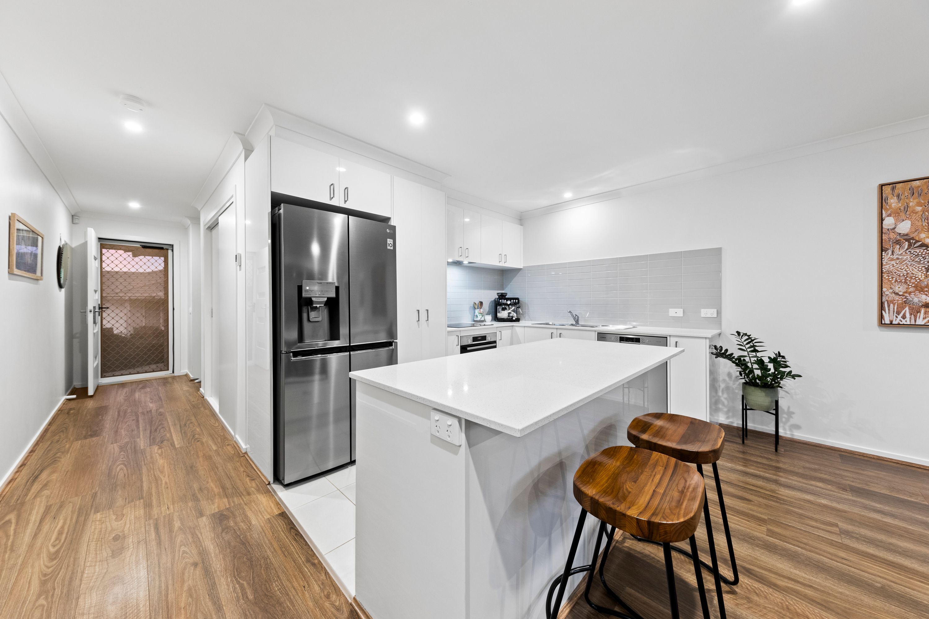4 Addison Close — photo 3 of 22