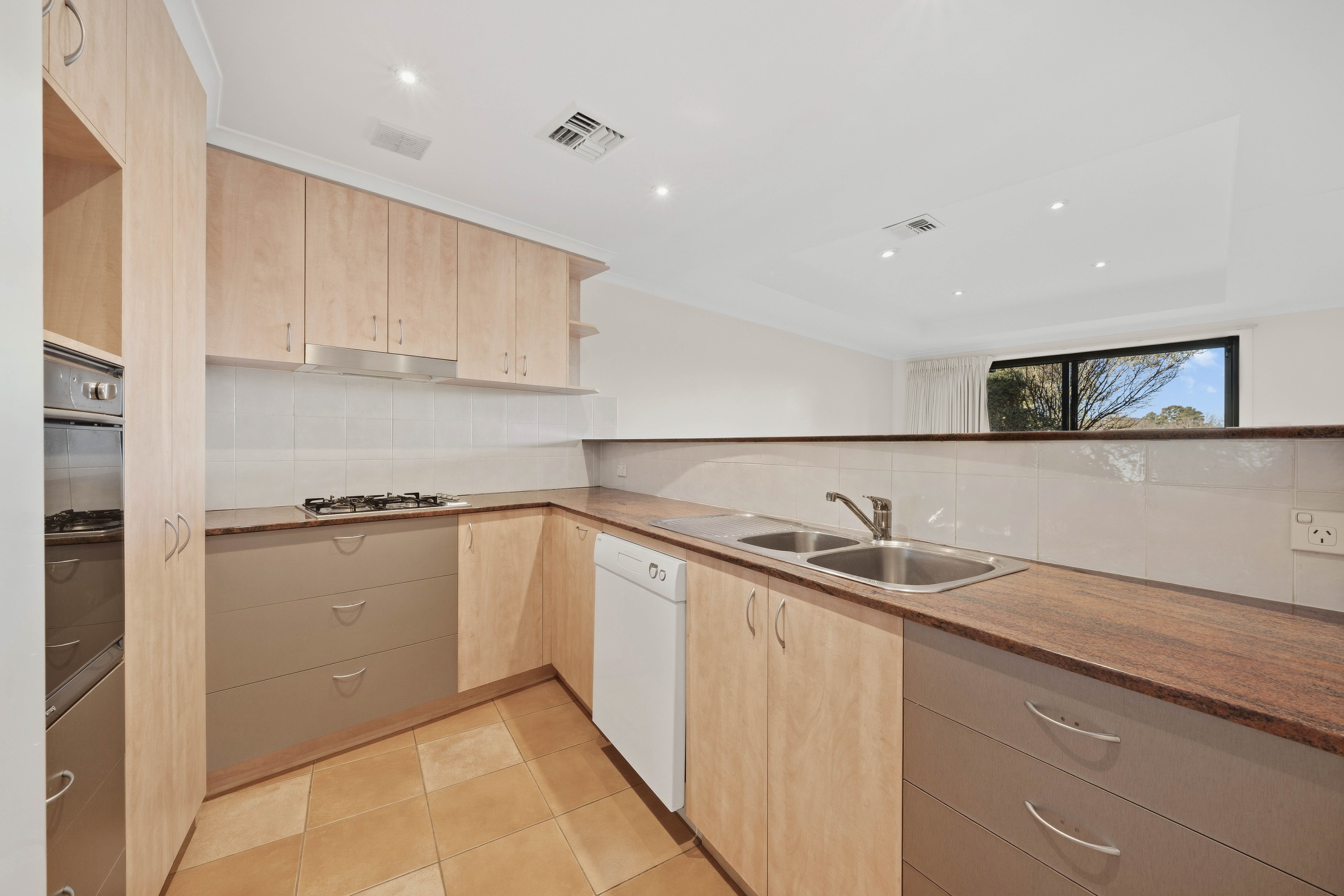 183/50 Ellenborough Street — photo 8 of 29