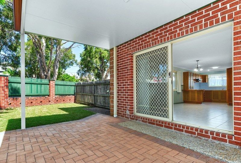 2/33 Oak Street, Balmoral, QLD 4171