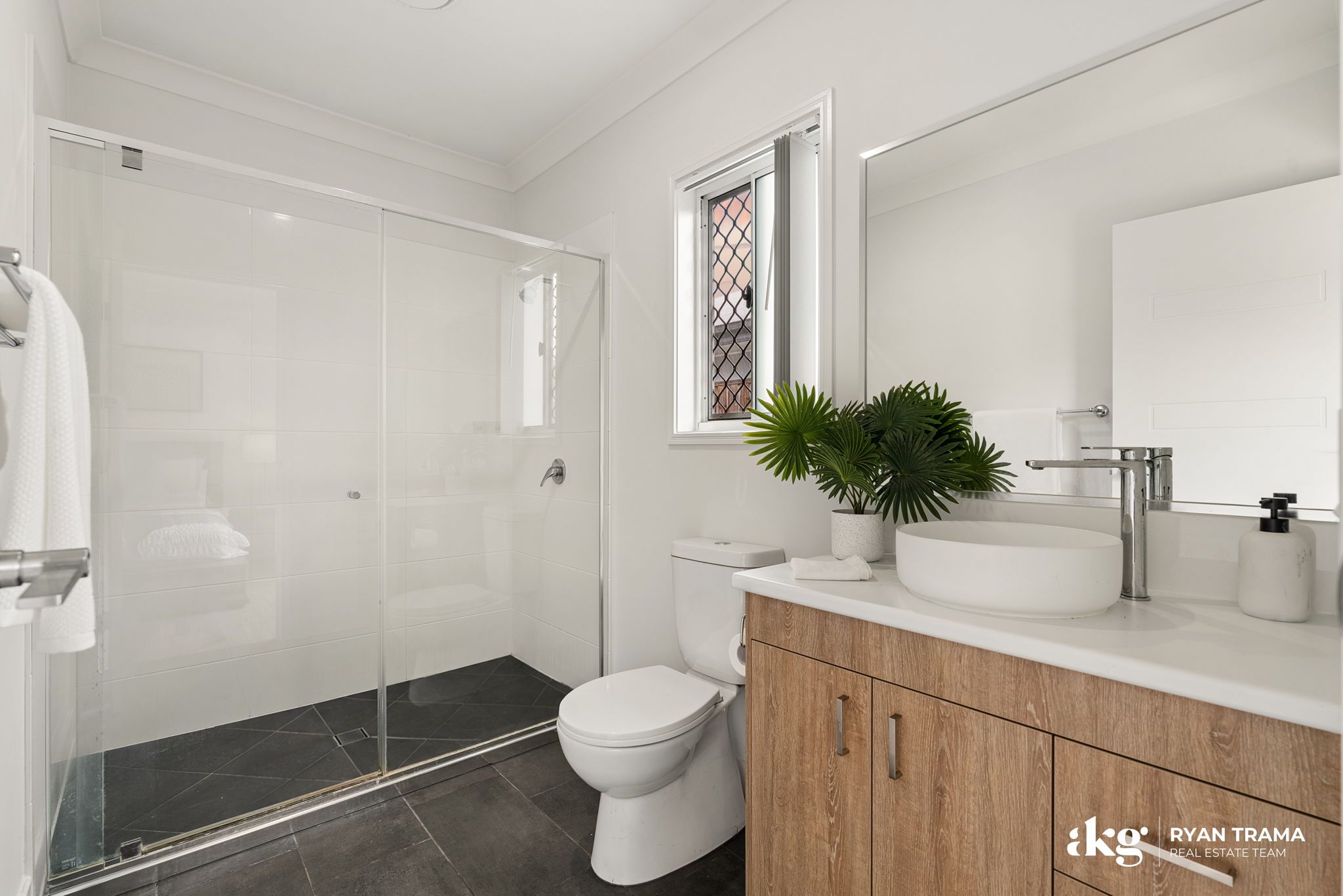 20 Ambrose Street — photo 12 of 27