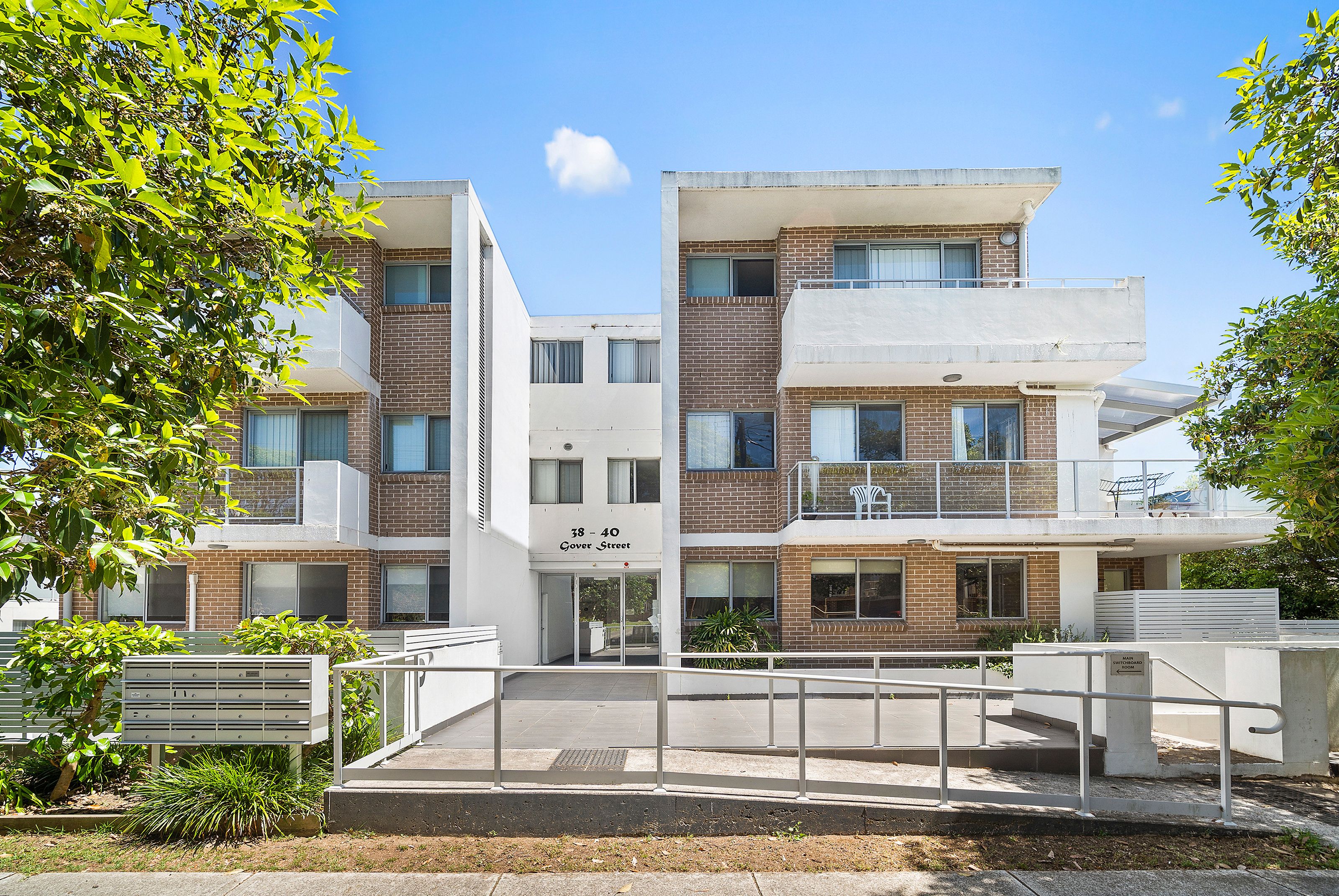 38-40 Gover Street, Peakhurst NSW 2210