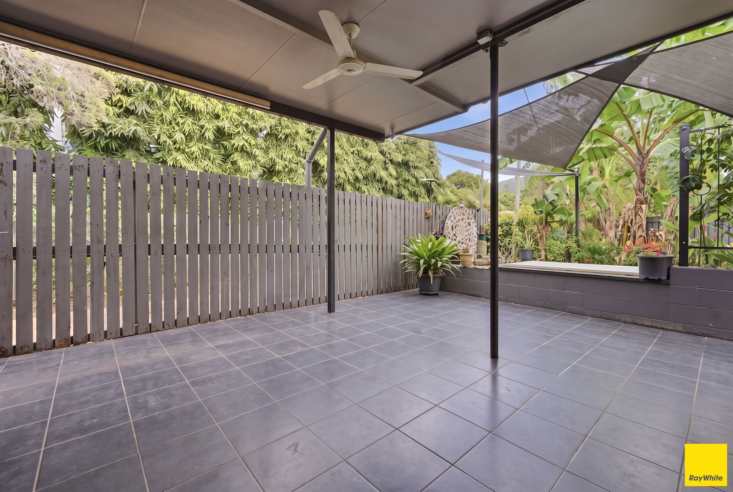 1/108 Mccormack Street — photo 3 of 19