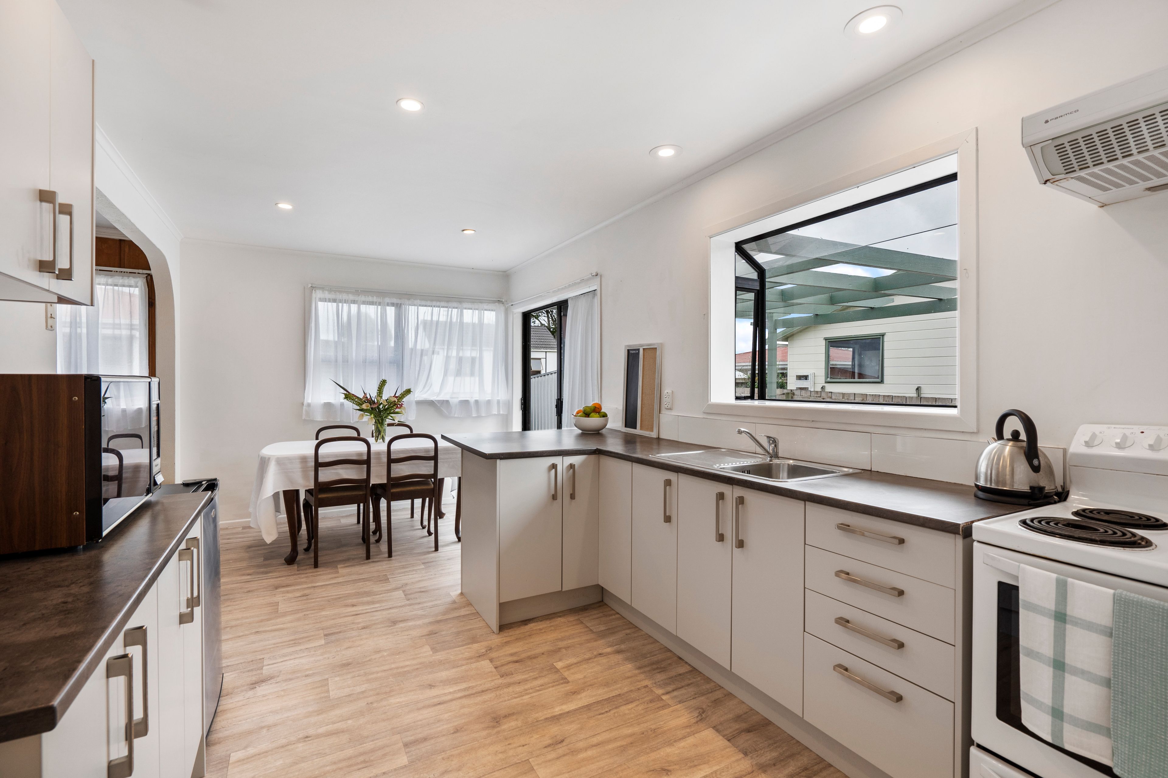 28 Myers Road, Manurewa, Manukau City