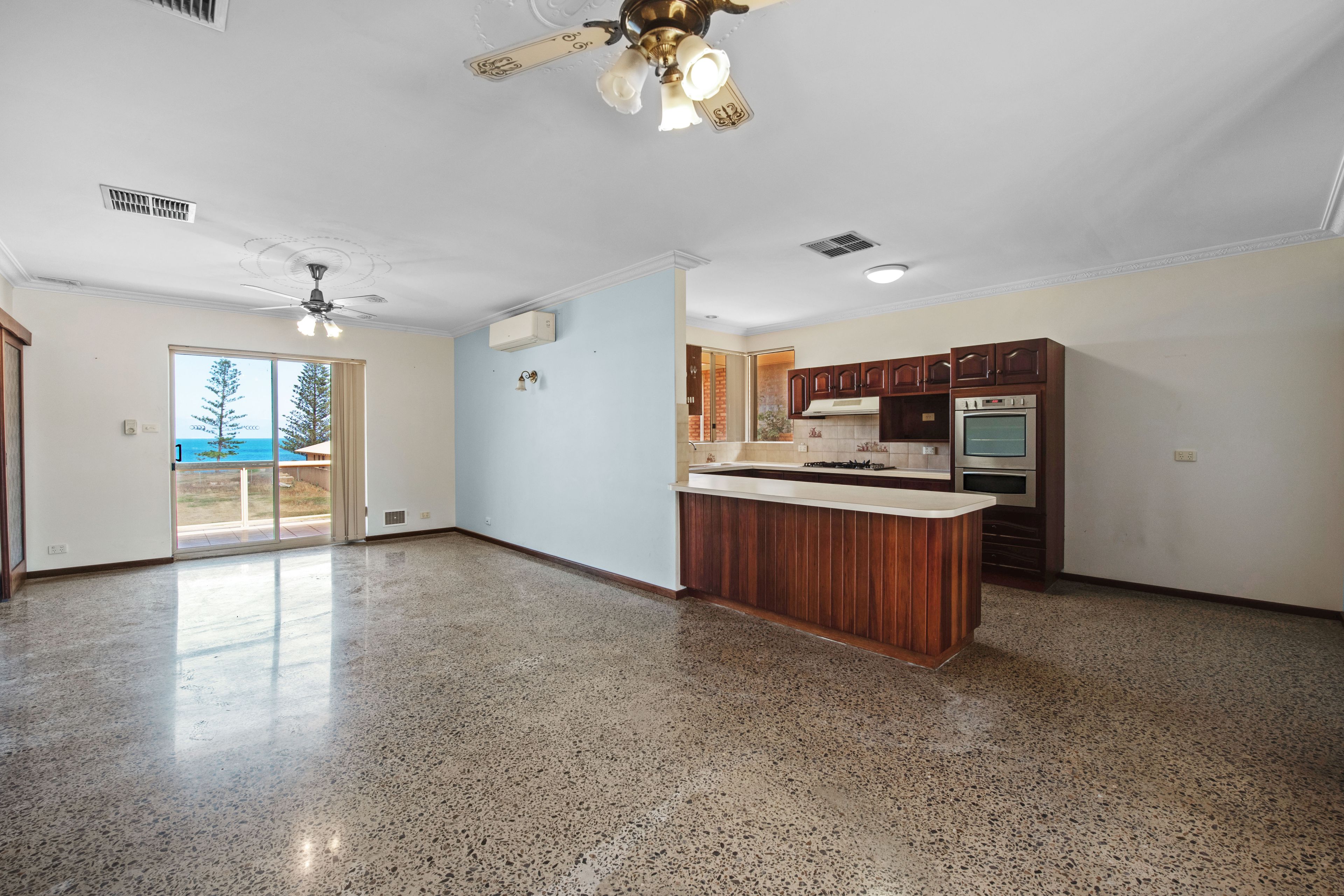 12 Eastcott Way, Tarcoola Beach, WA 6530