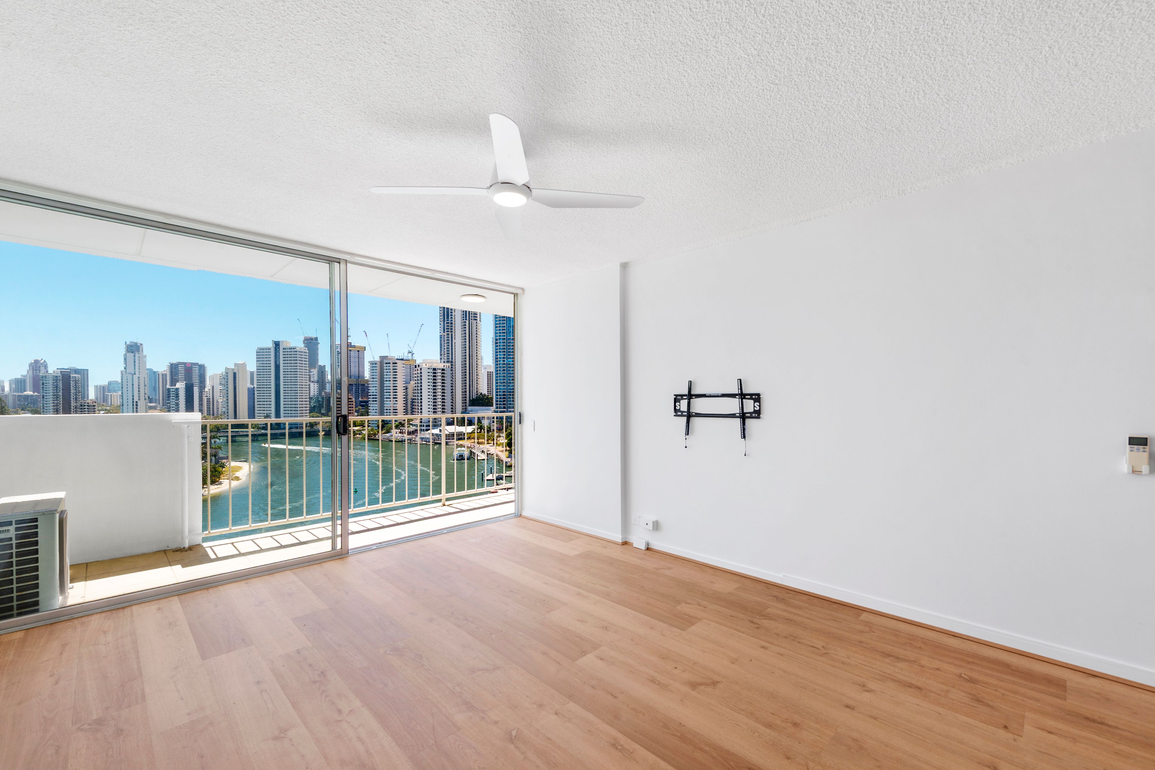 113/30 Watson Esplanade — photo 6 of 11