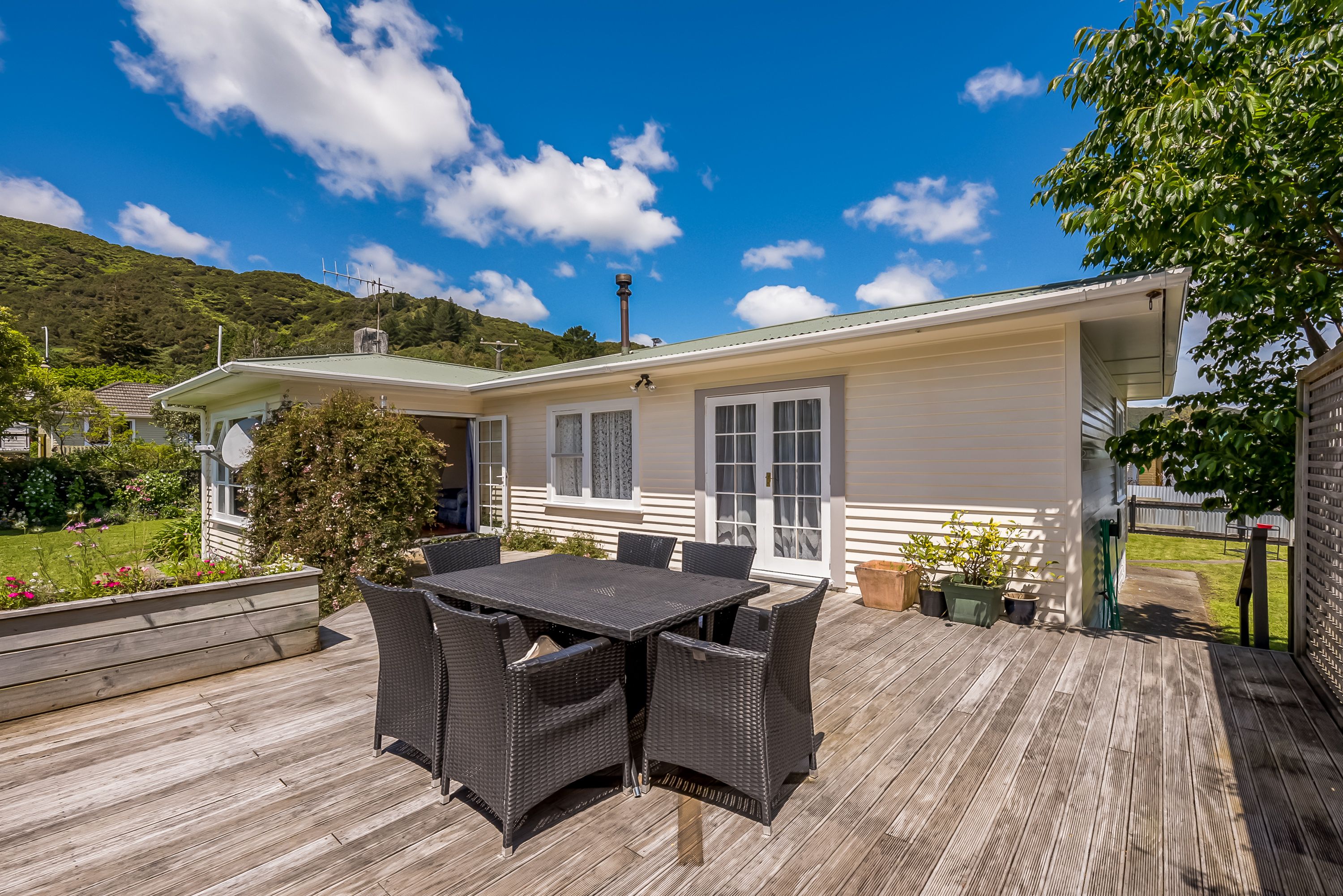 76 Coast Road, Wainuiomata, Lower Hutt City