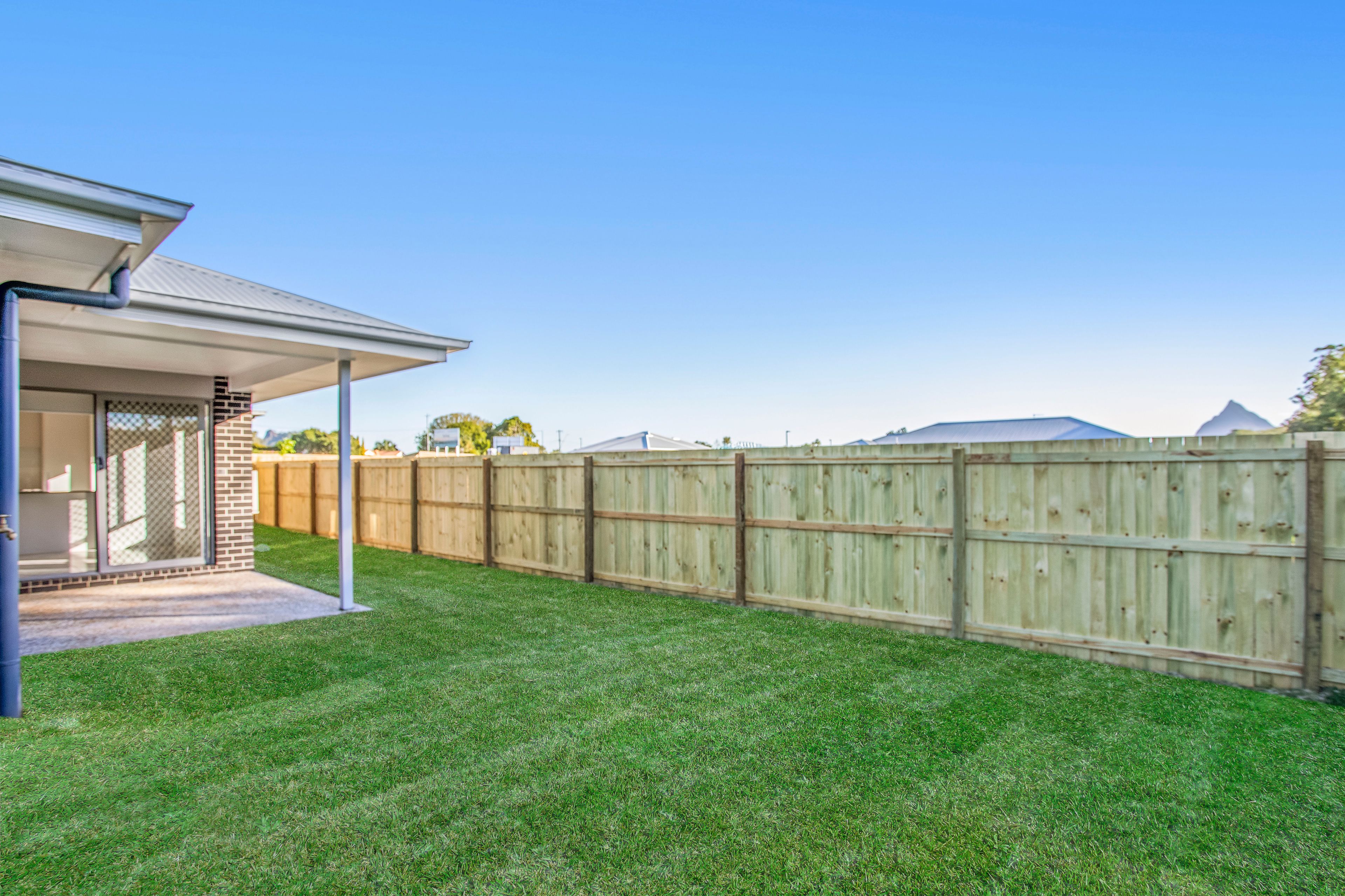 11 Albyn Place, Glass House Mountains, QLD 4518