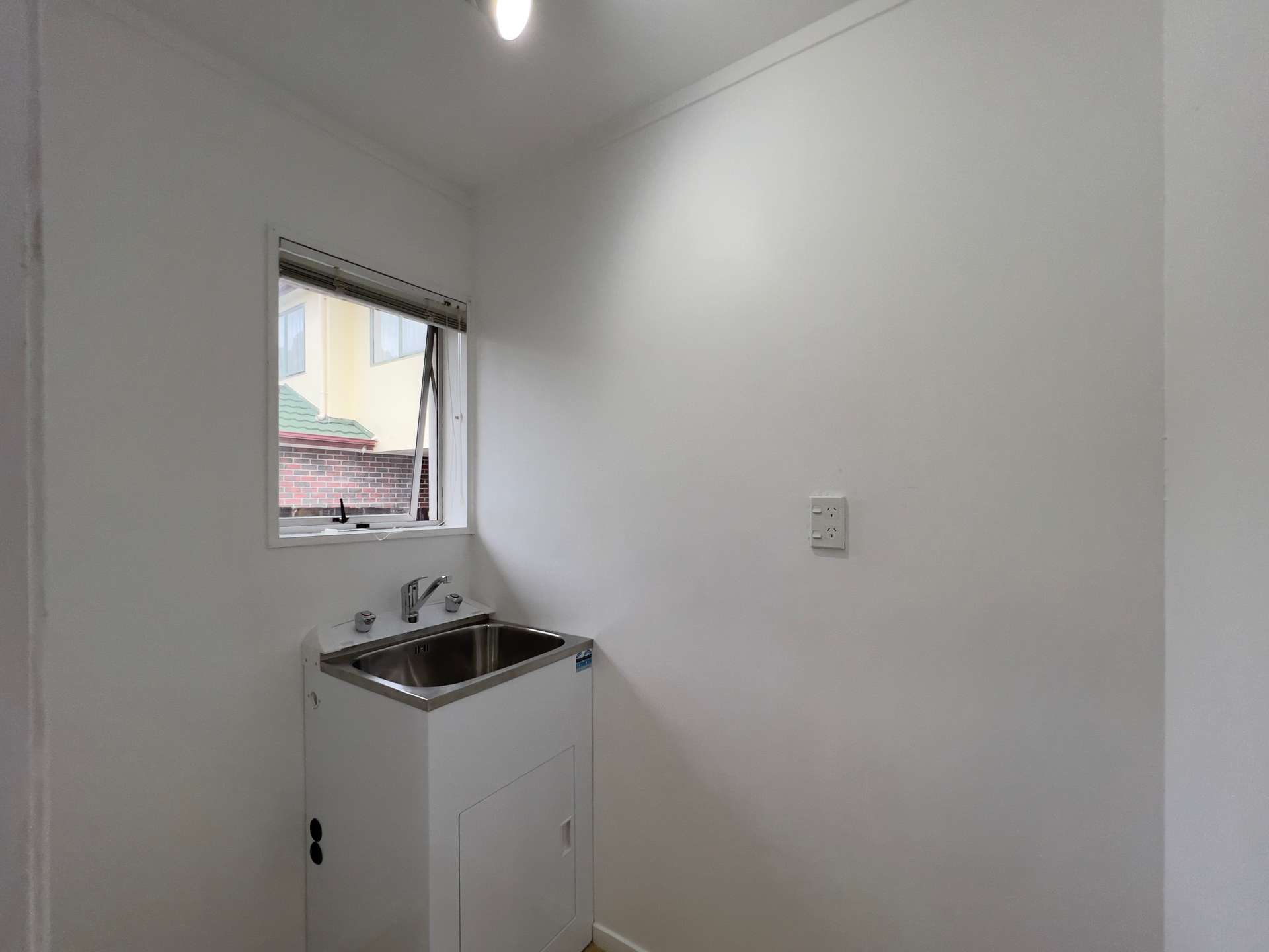 137 Gills Road photo 11