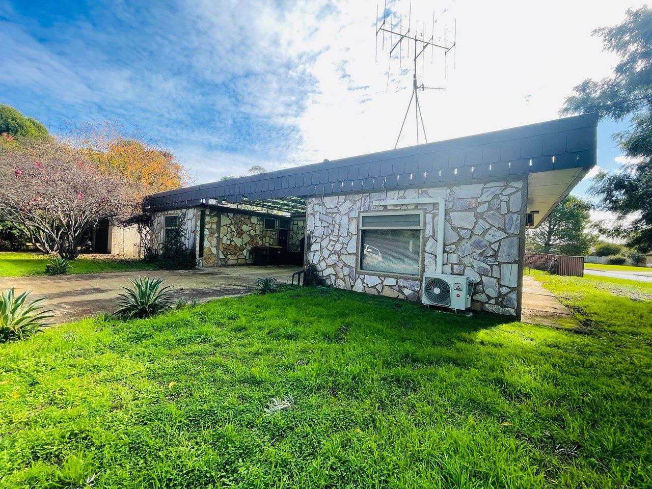 1 Graf Street, Condobolin, NSW 2877