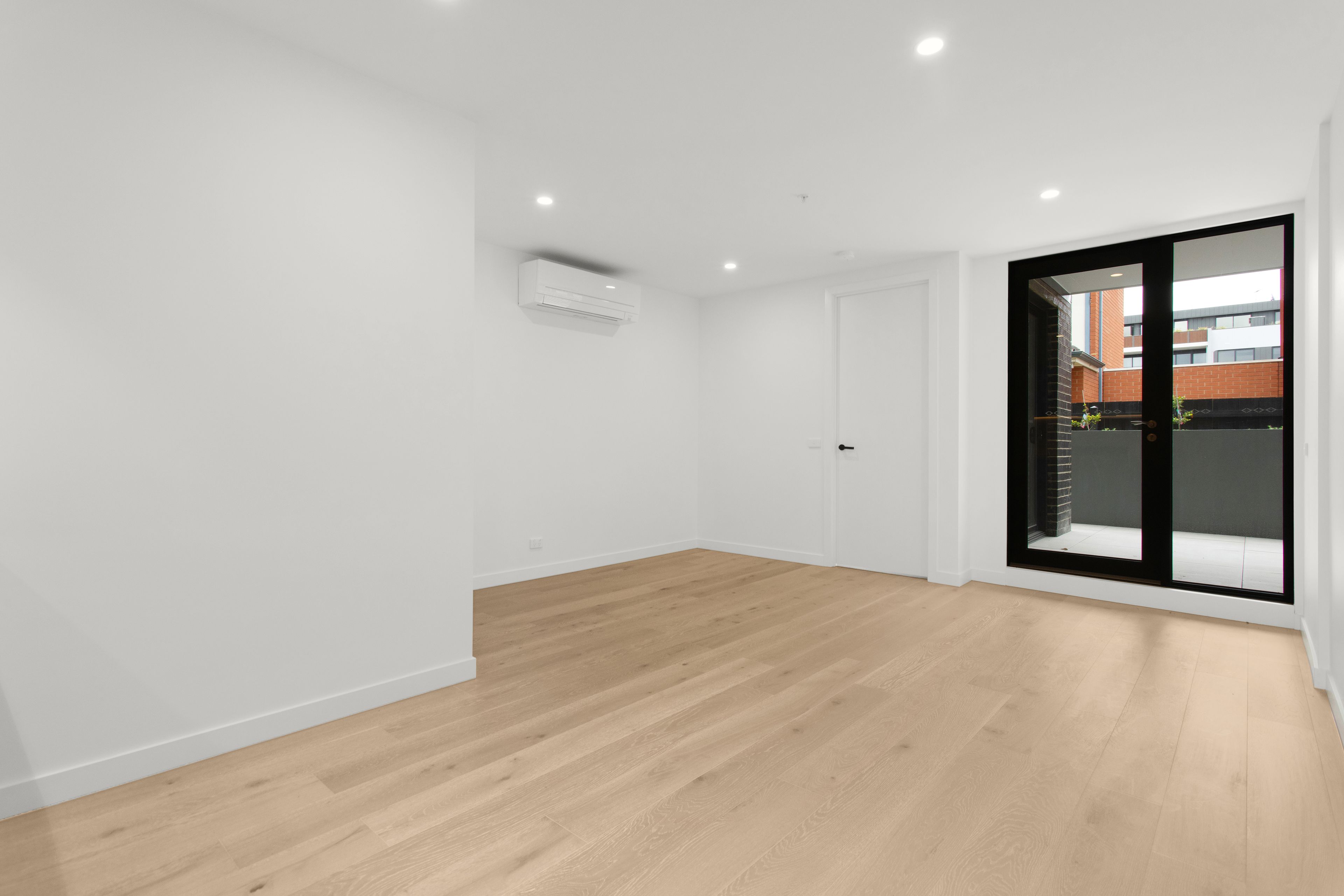 2/1110 Dandenong Road, Carnegie, VIC 3163