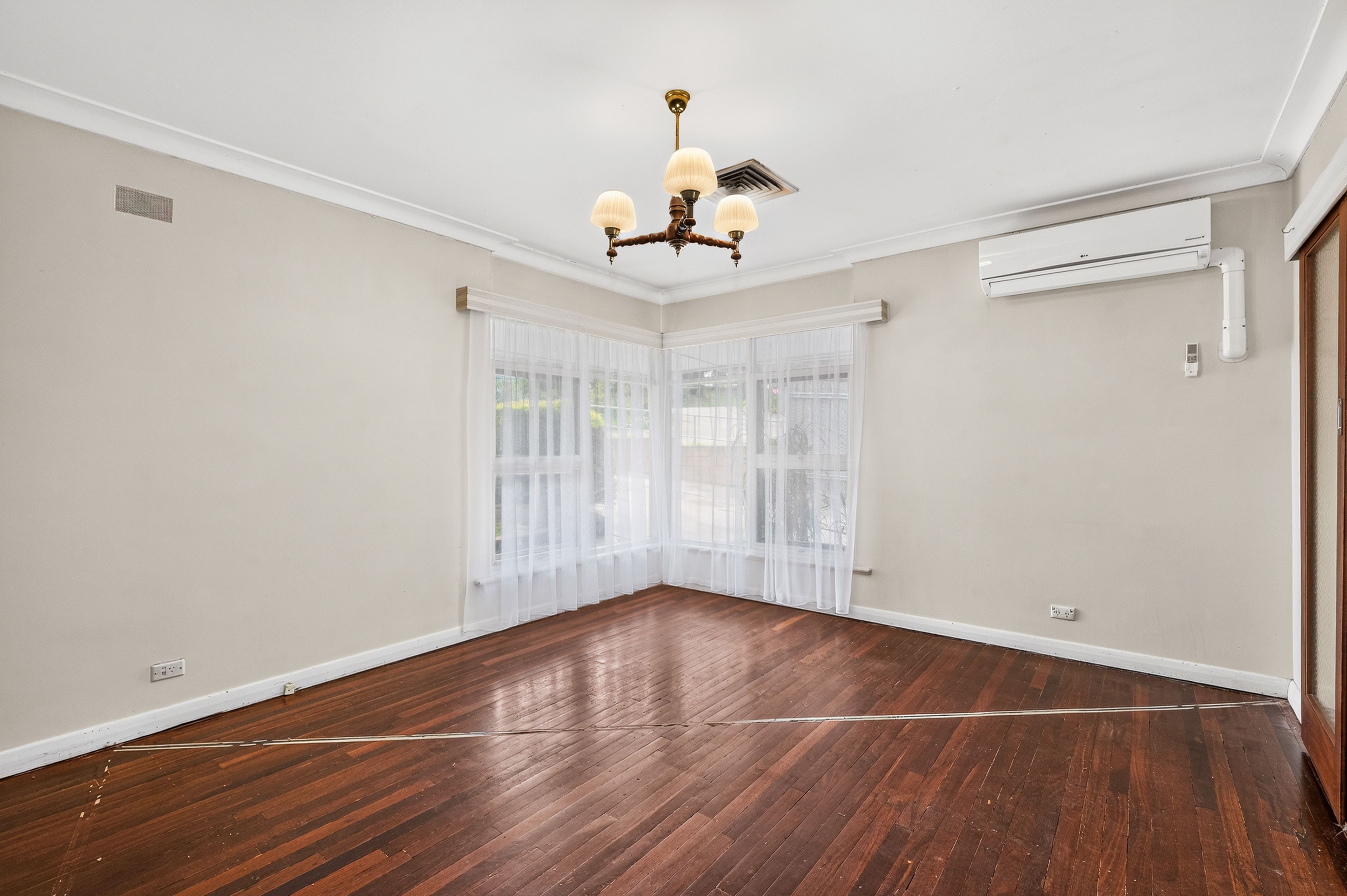 119 Main South Road — photo 3 of 12