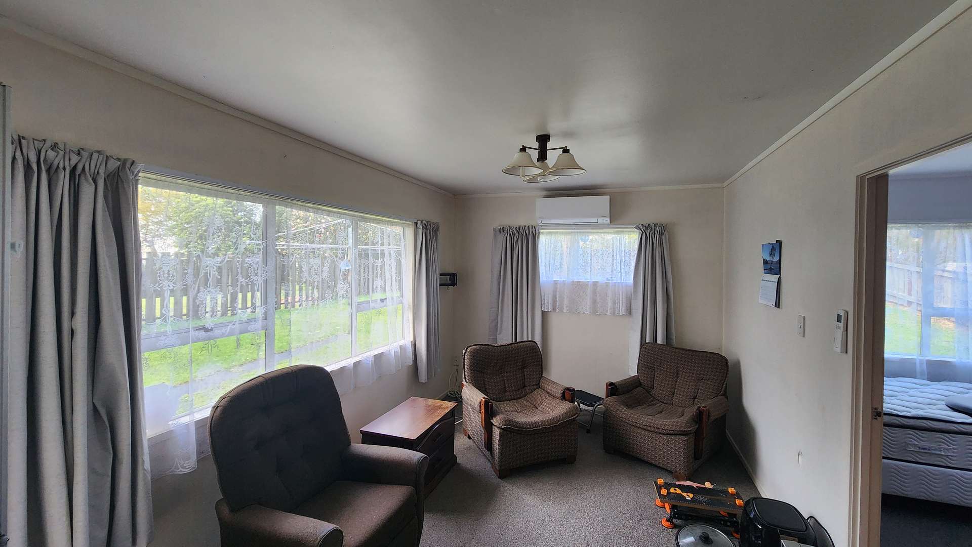 24 Tuhangi Street photo 4