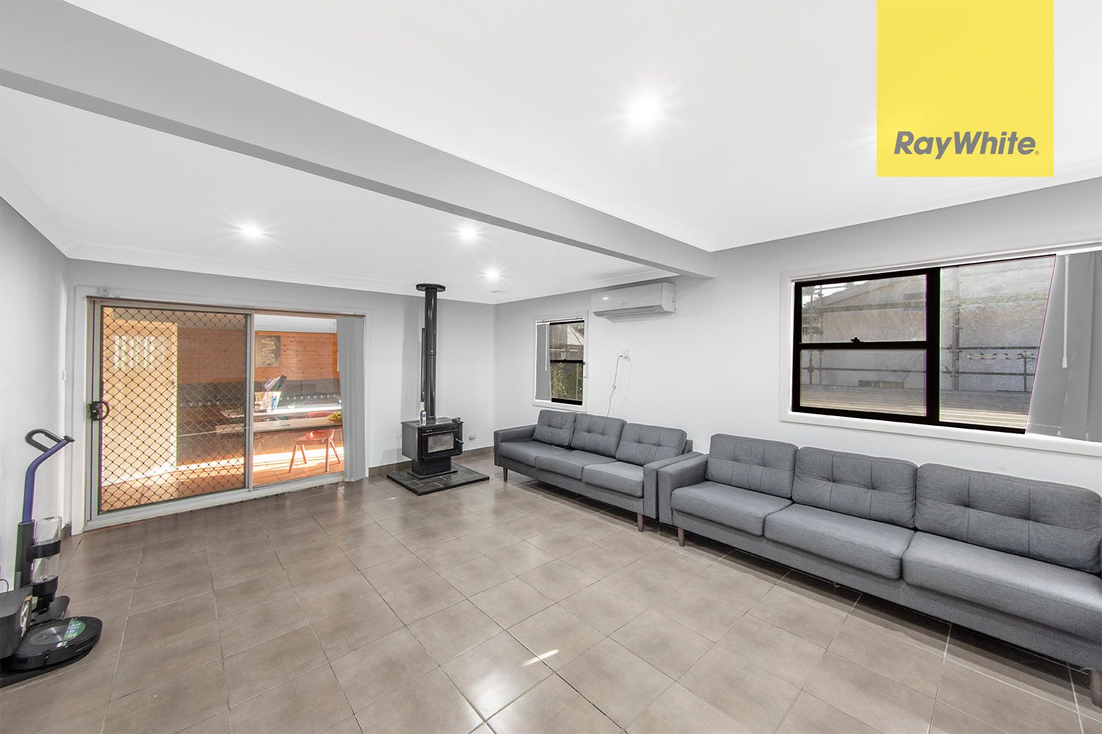 32 Barcom Street, Merrylands West, NSW 2160