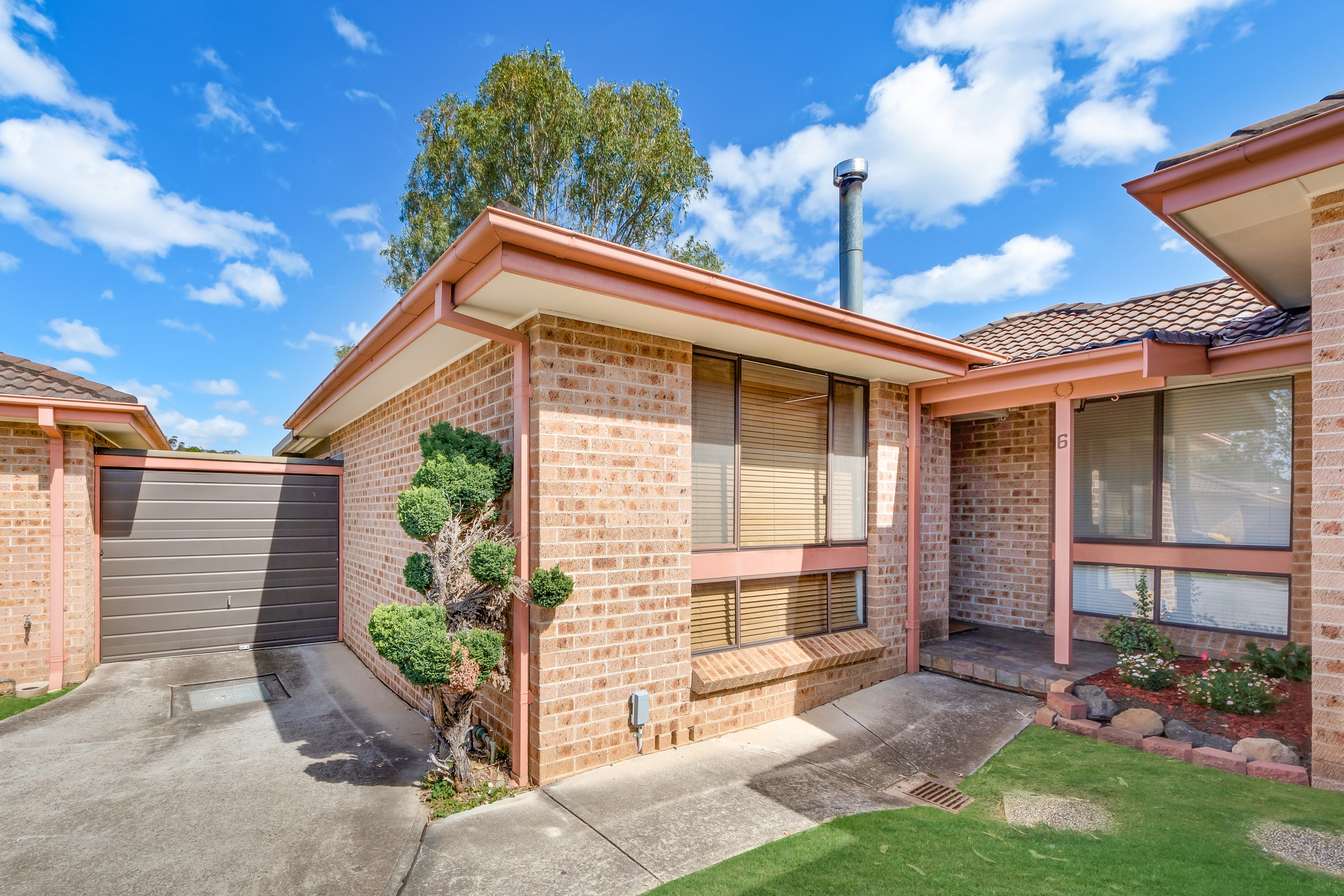 6/65 Fuchsia Crescent, Macquarie Fields, NSW 2564
