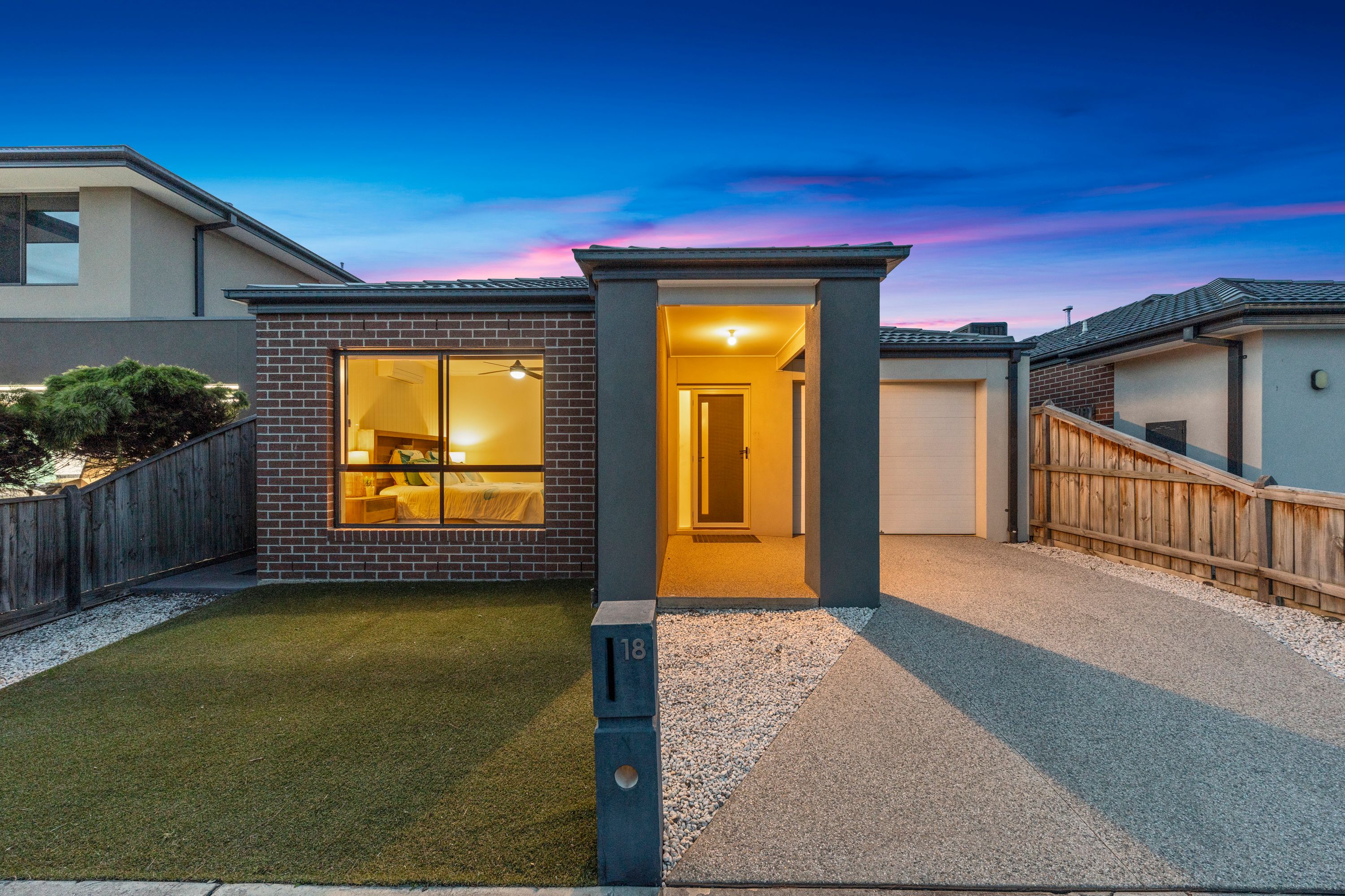 18 Socrates Crescent, Officer VIC 3809
