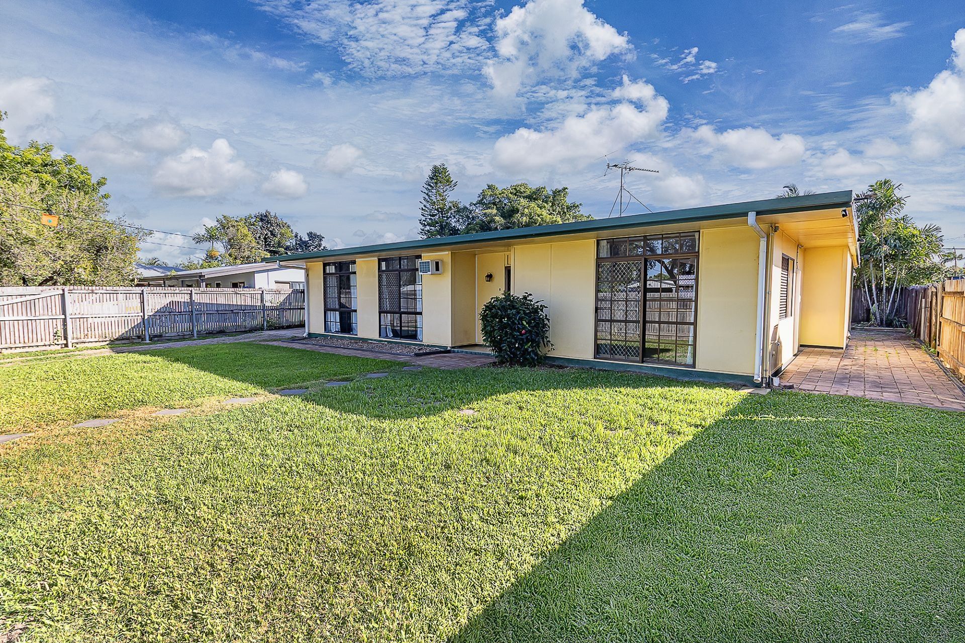 17 Tait Street, Kelso, QLD 4815