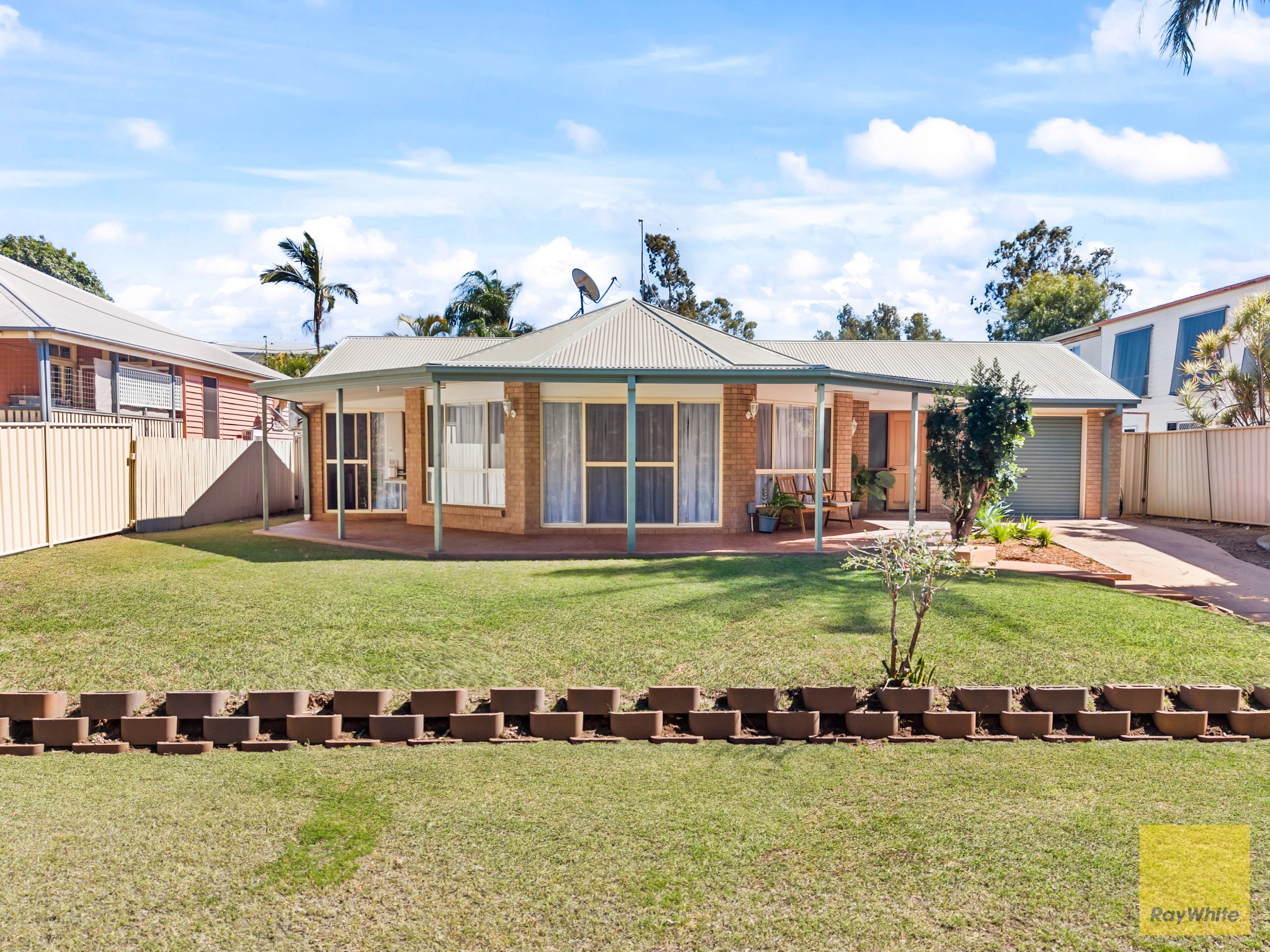 40 Riverview Street, Emerald, QLD 4720