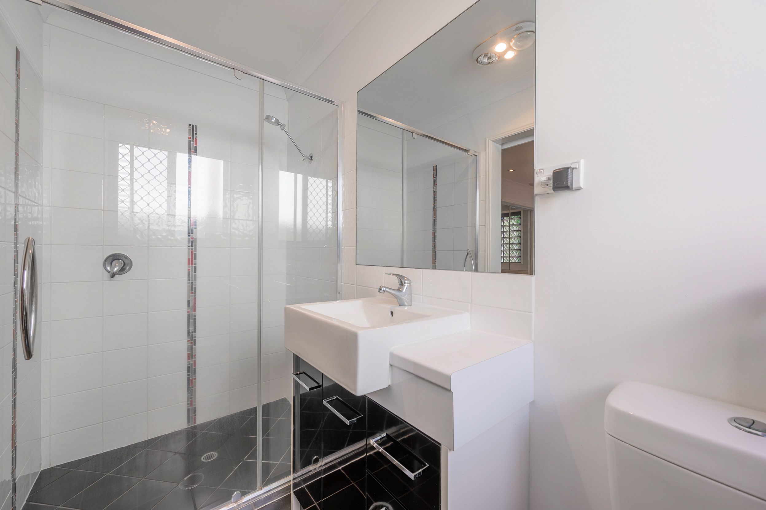 184 J Hickey Avenue — photo 9 of 19