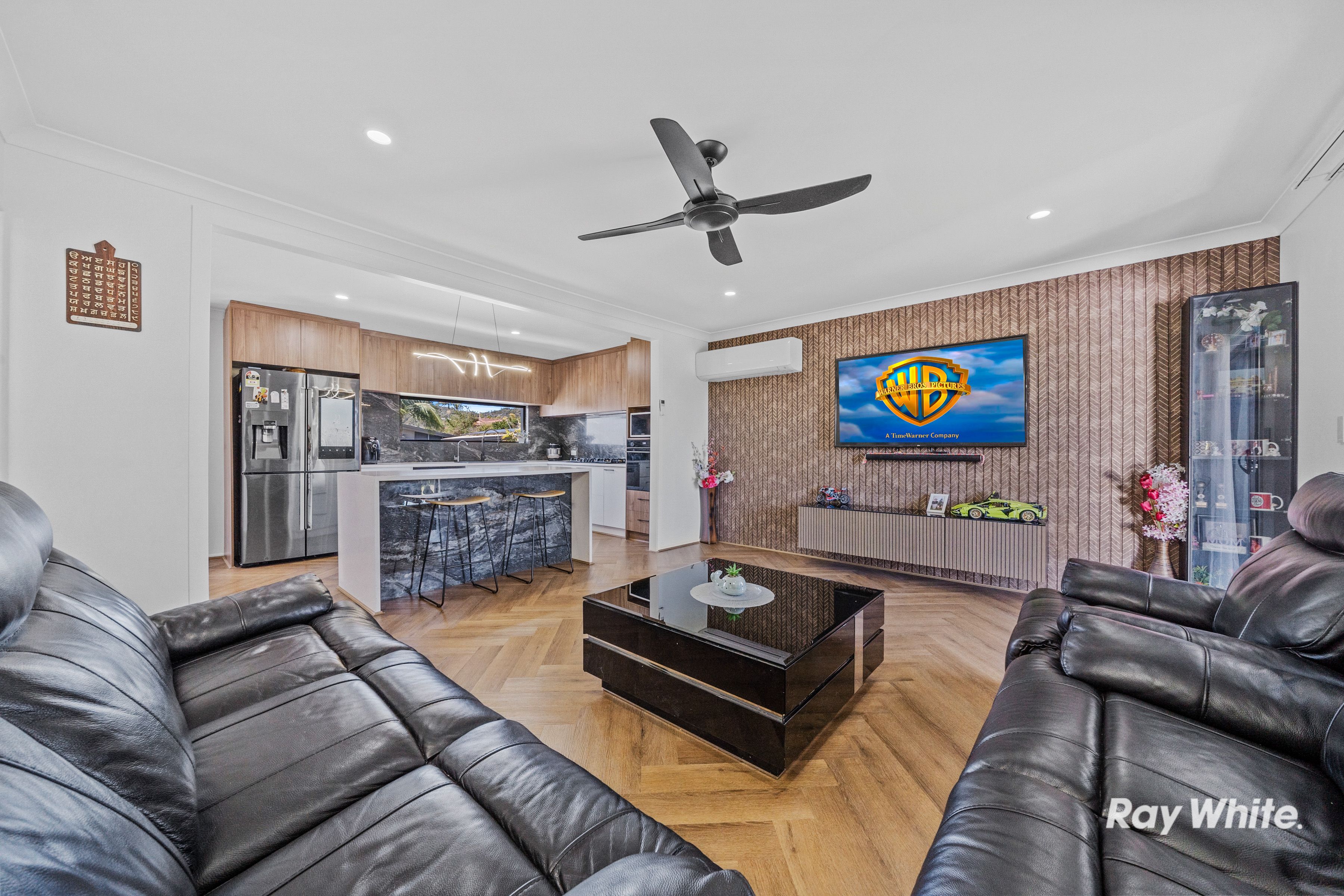 21 Westgate Avenue — photo 4 of 28