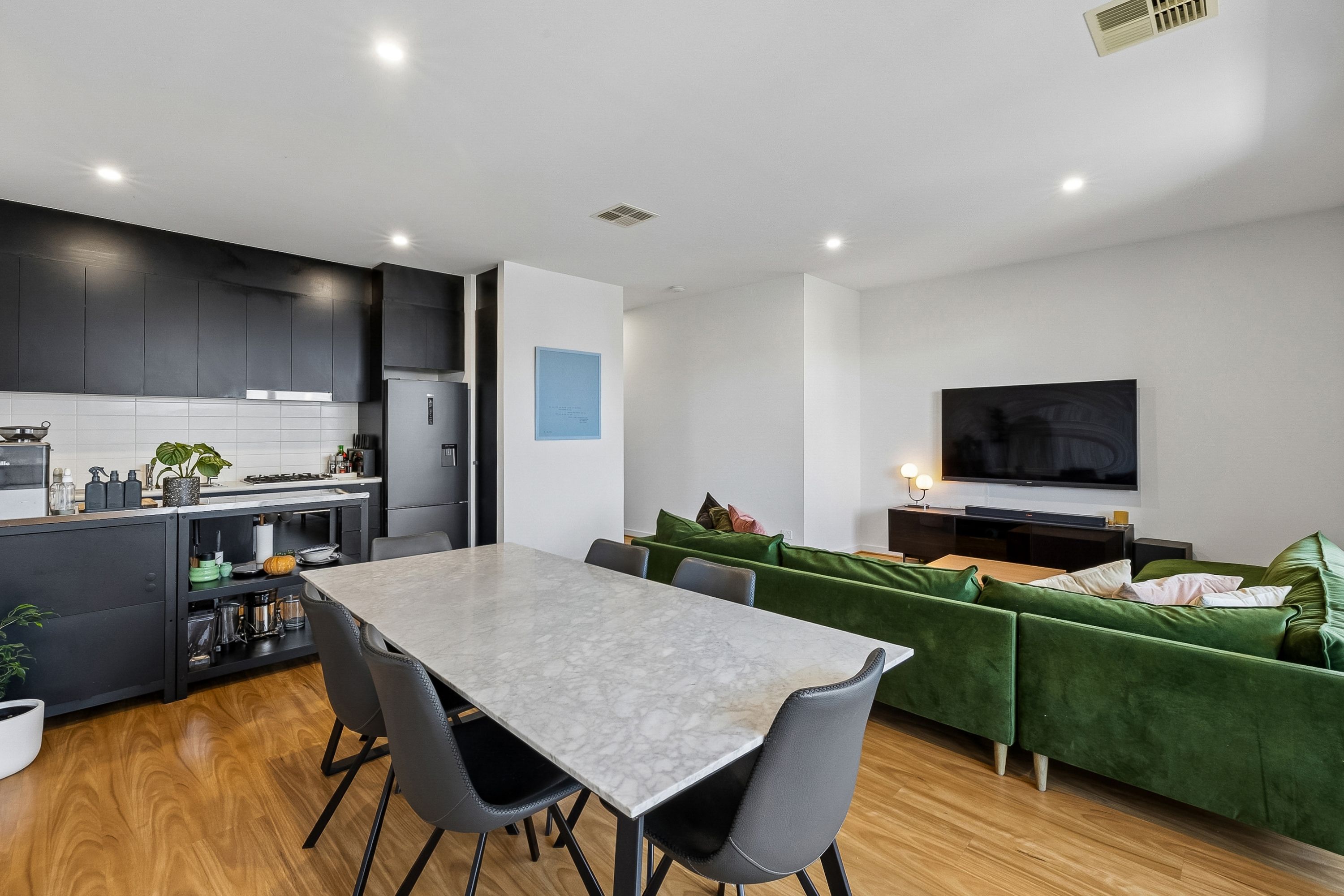 1/51 Grundy Road — photo 5 of 12