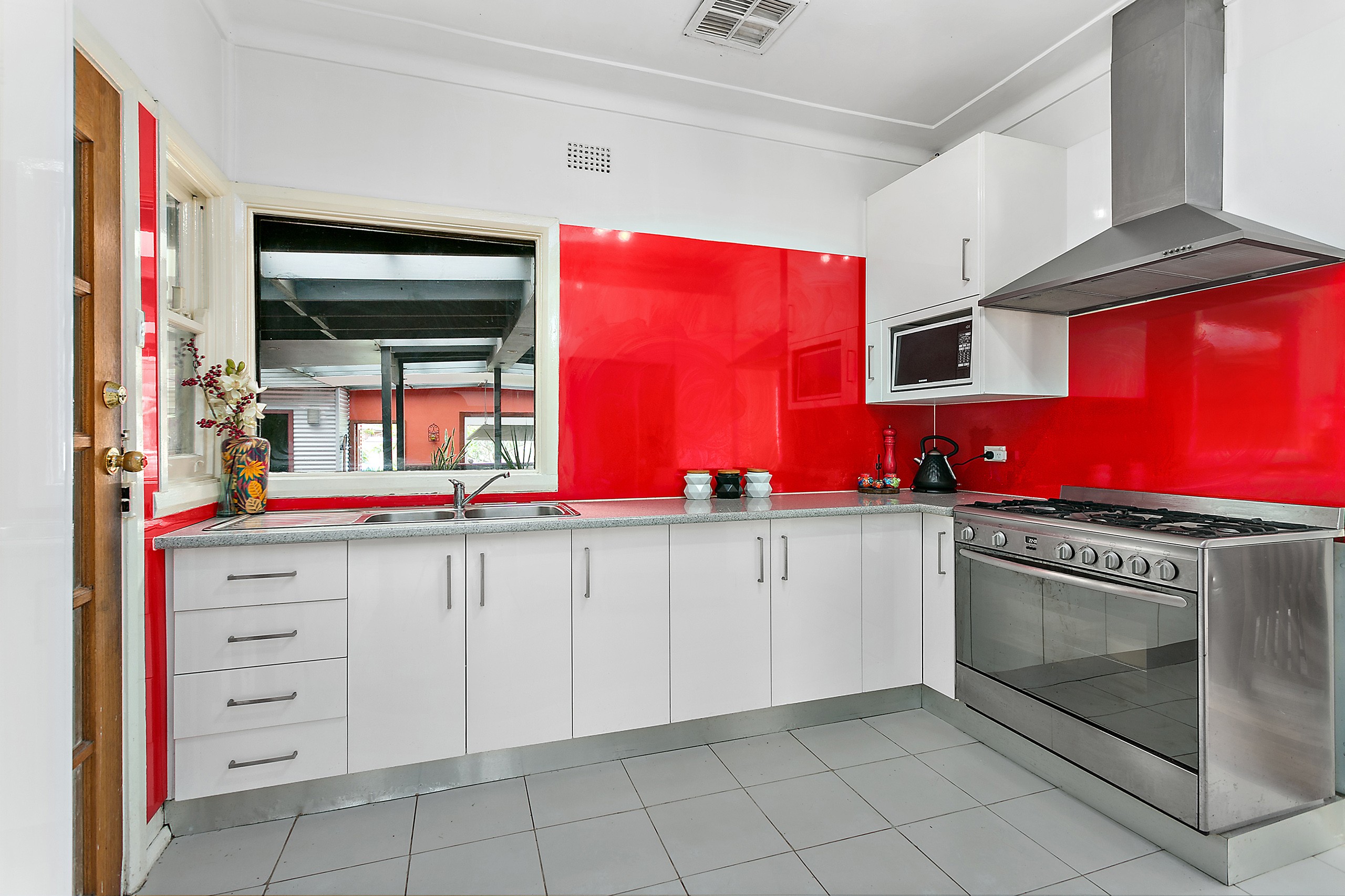 155 Princes Highway, Albion Park Rail, NSW 2527