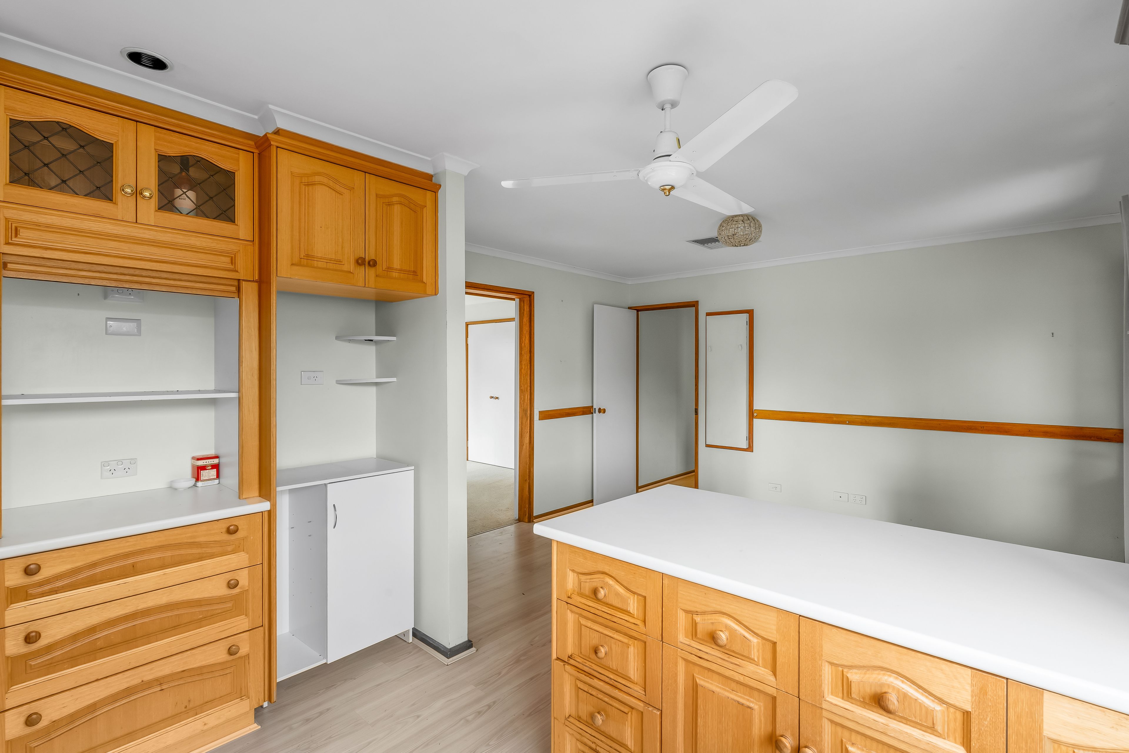 128 Tarcombe Road — photo 8 of 19