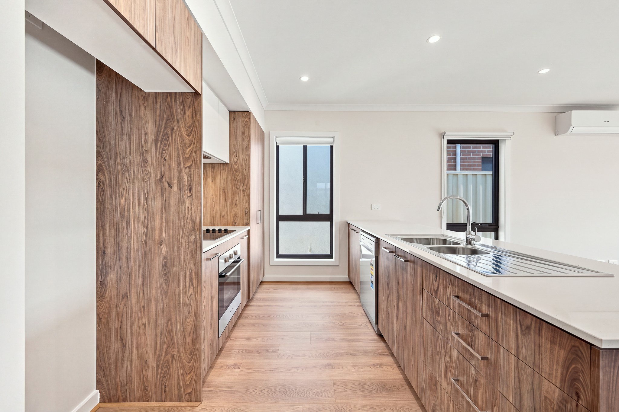 42 Birmingham Road, Cranbourne East, VIC 3977