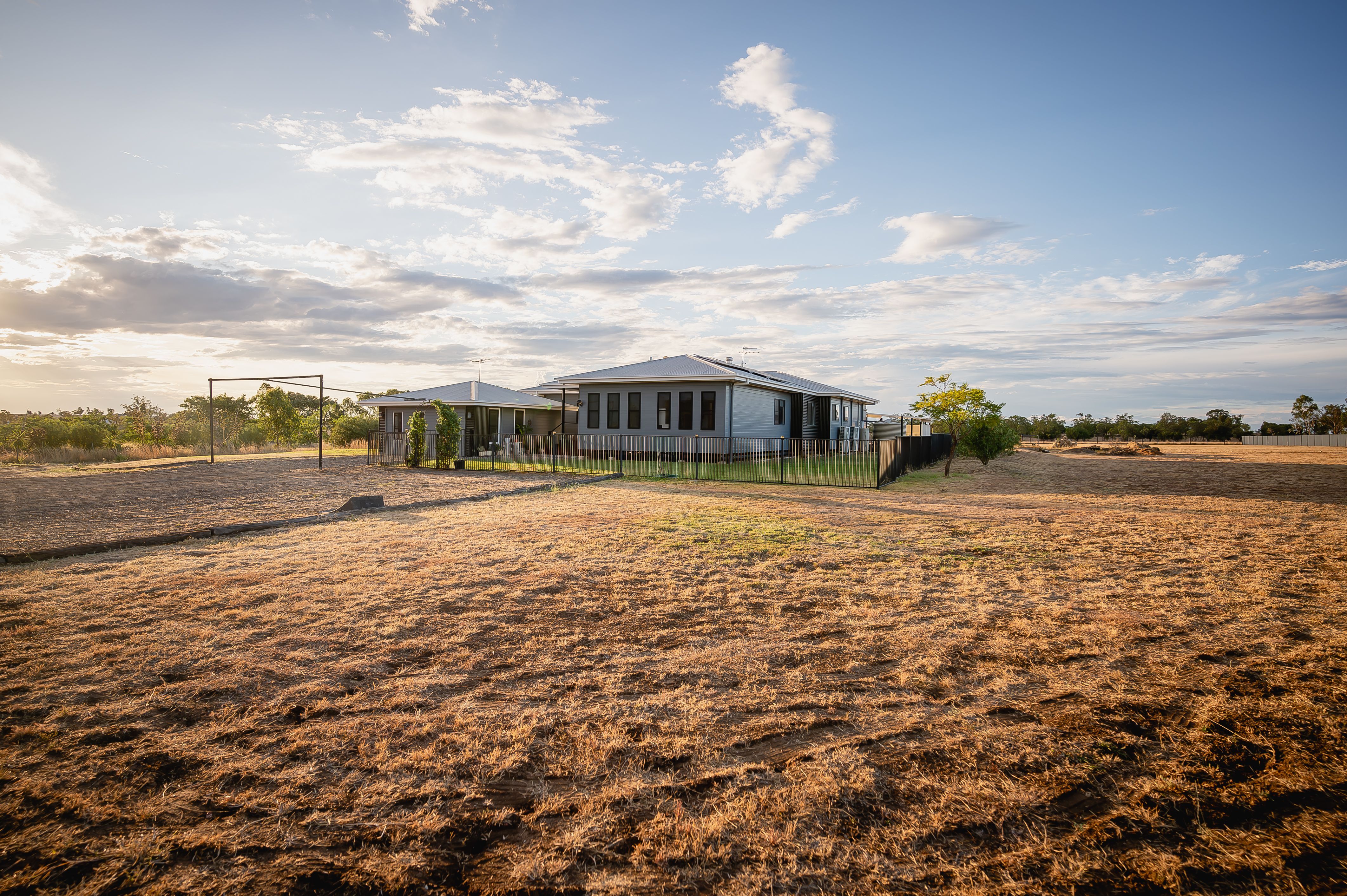 160 Bourne Drive, Roma QLD 4455