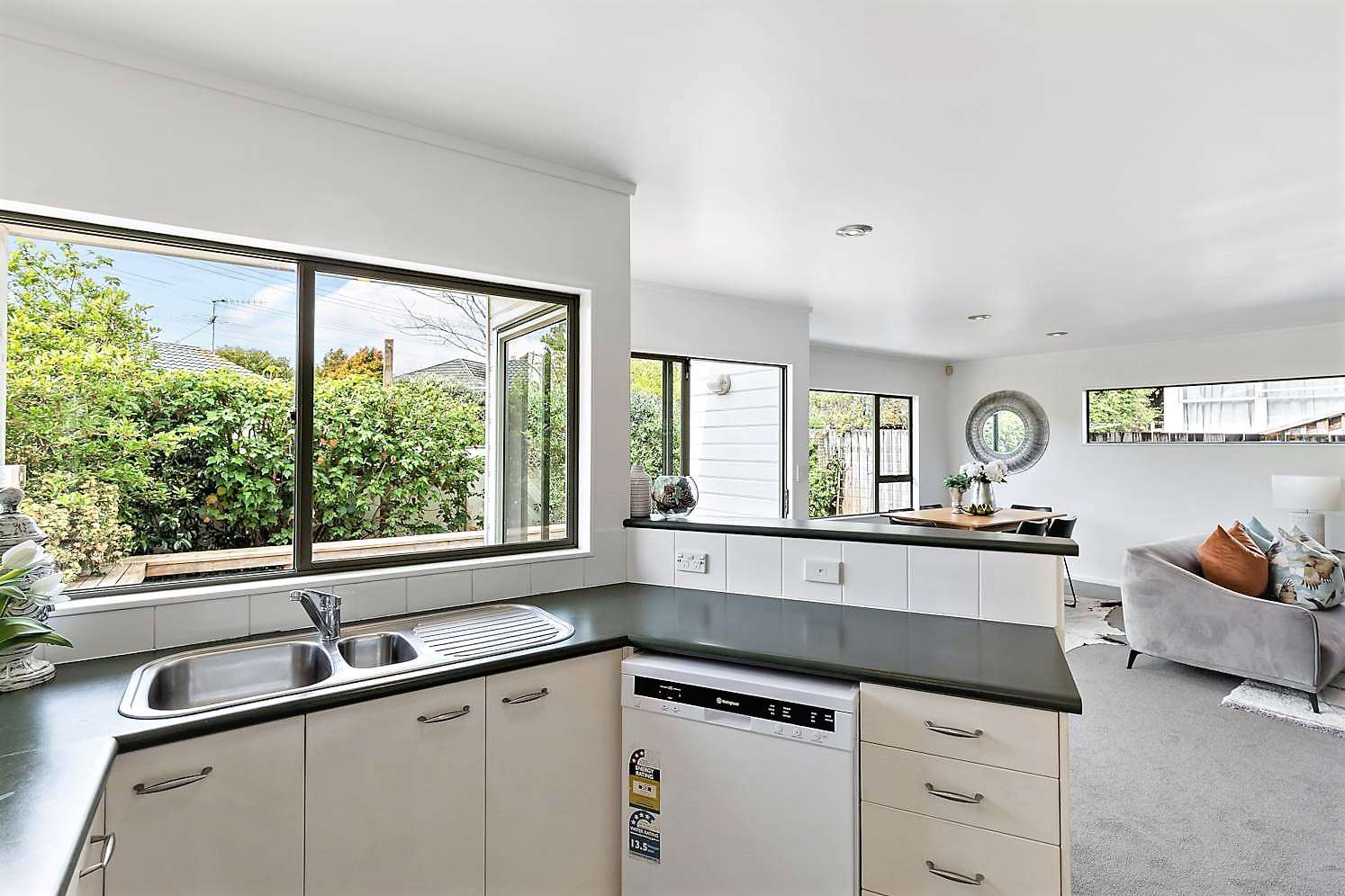 2/53 Ramillies Place photo 9