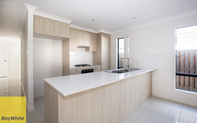 5 Cobb Crescent, Pimpama, QLD 4209