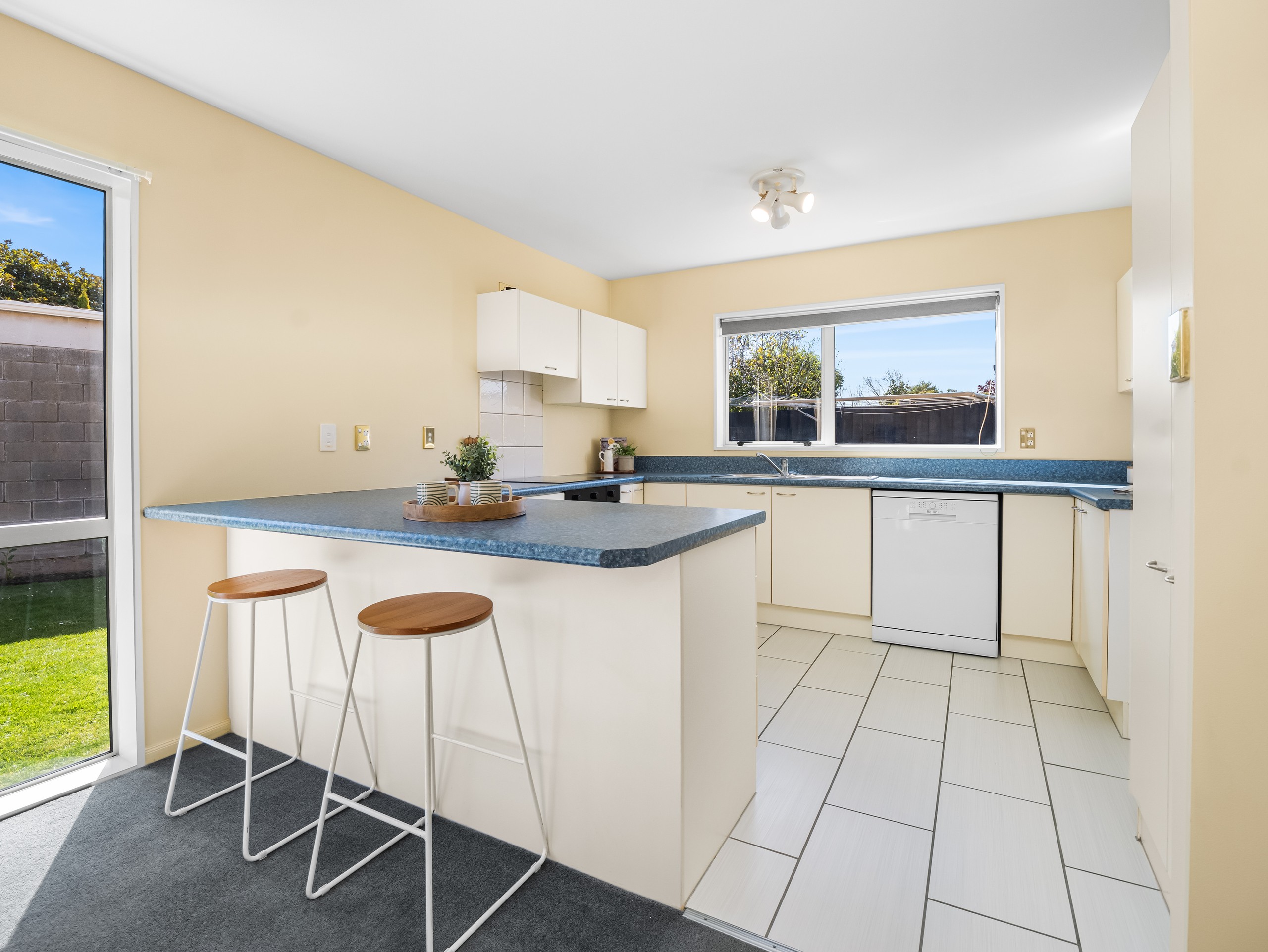 2 Warner Place, Heathcote Valley, Christchurch City