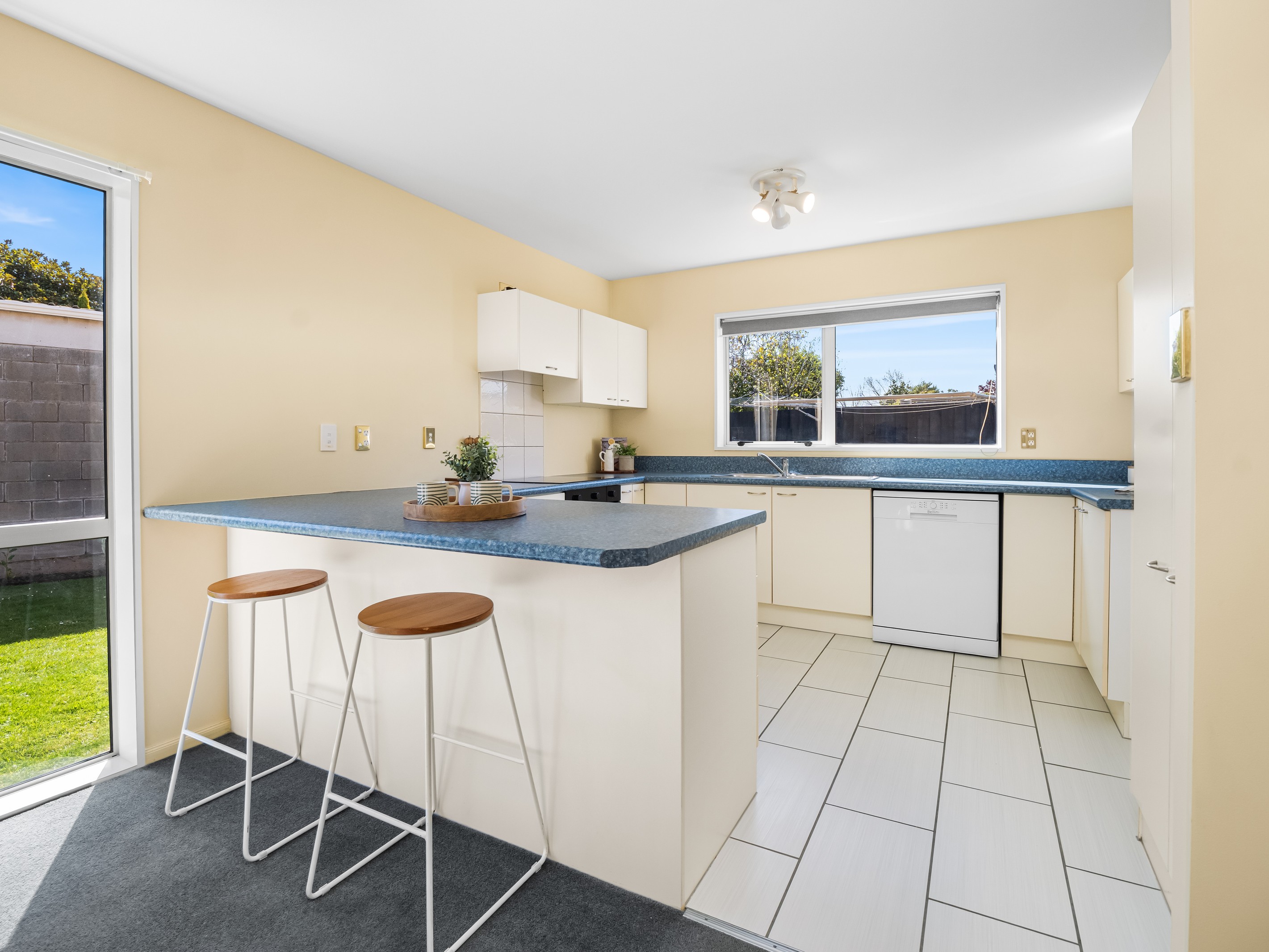 2 Warner Place, Heathcote Valley, Christchurch City