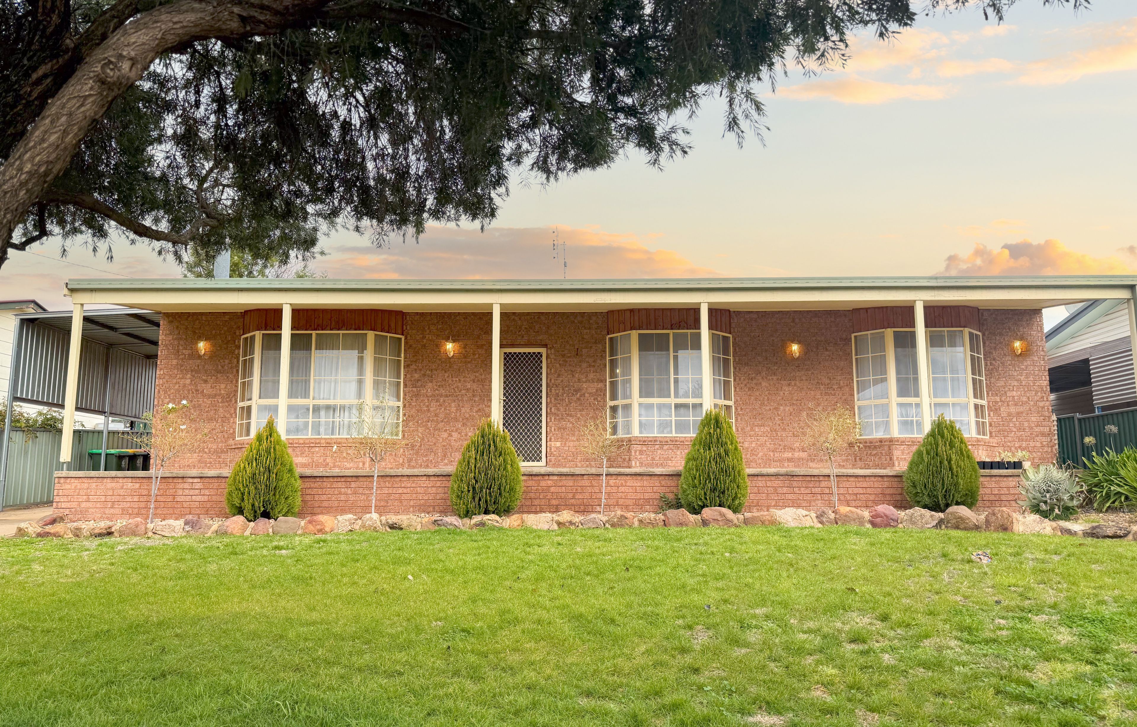 81 Woodward Street, Parkes NSW 2870