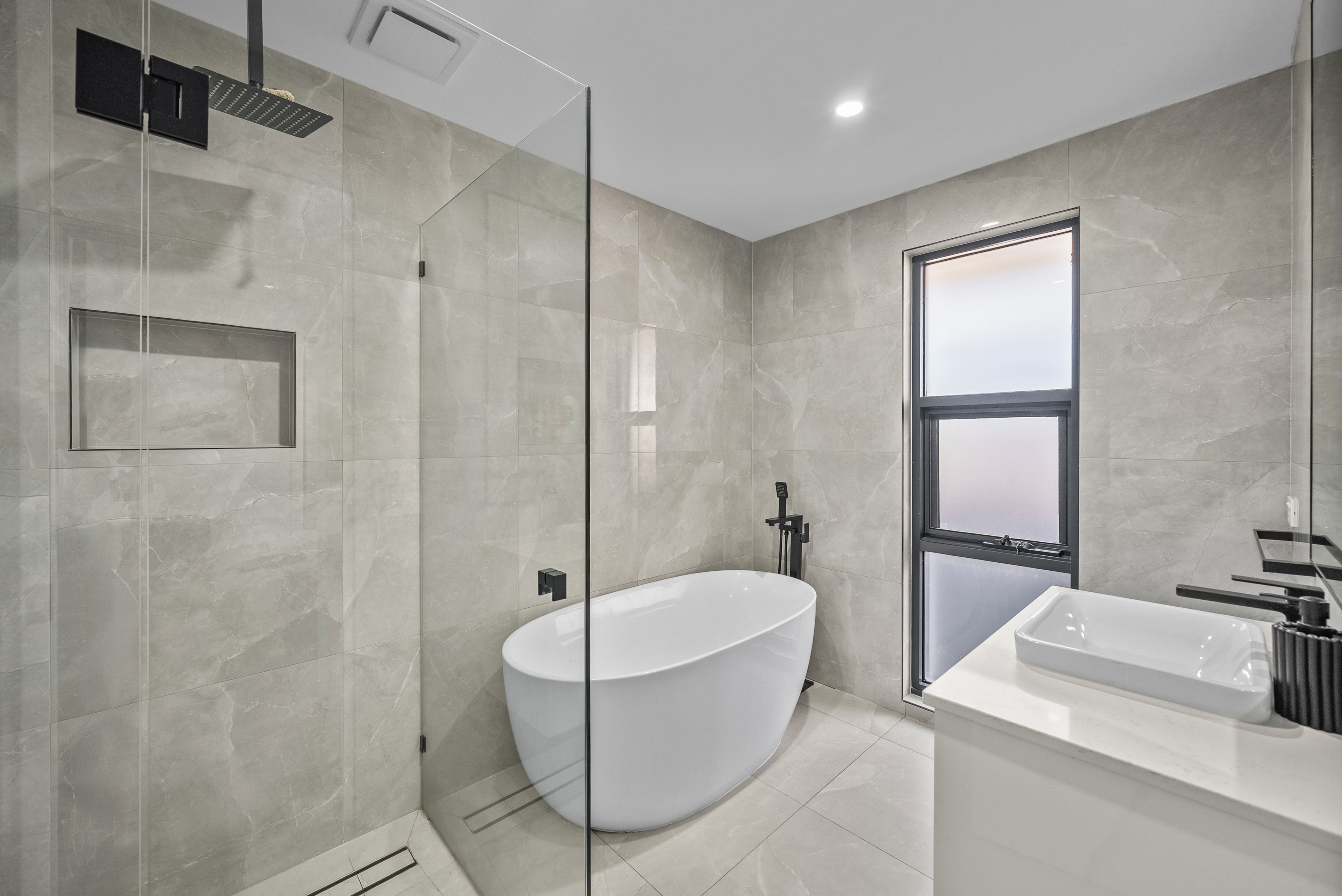 4 Aldergate Court — photo 10 of 14