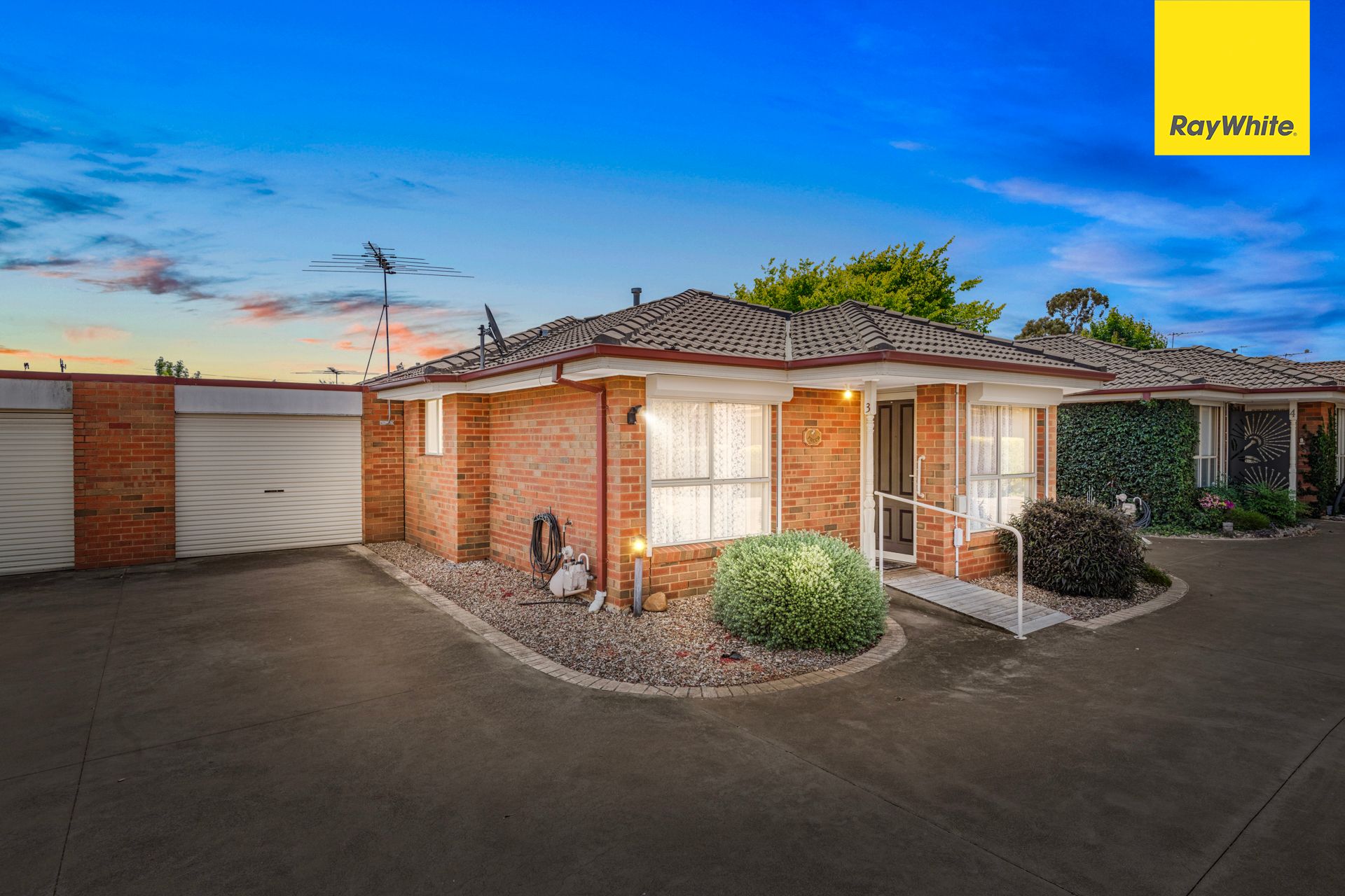 18-20 Henry Street, Melton VIC 3337