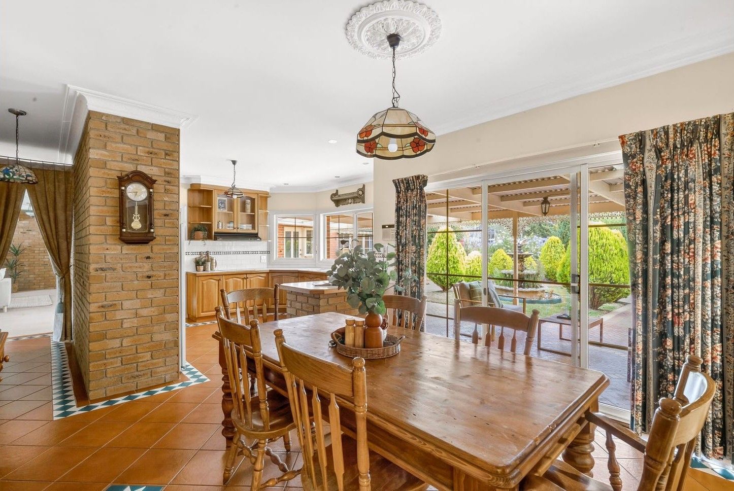 8 Kestrel Crescent — photo 10 of 27