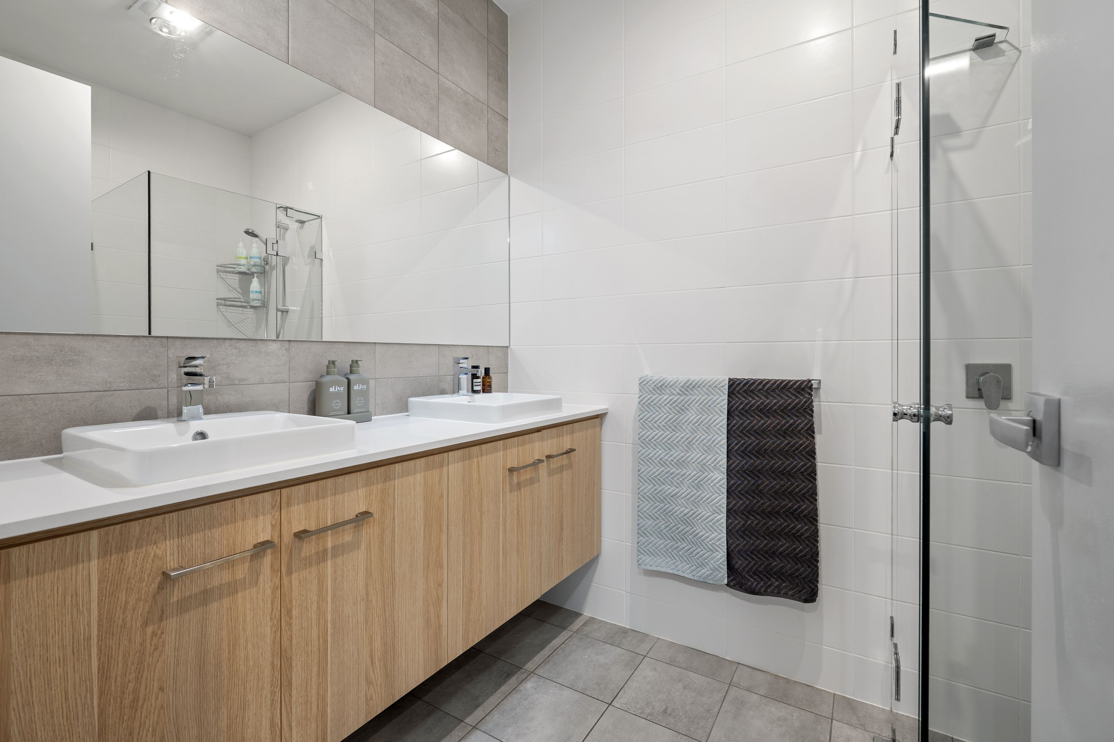 16A Egmont Avenue — photo 10 of 18