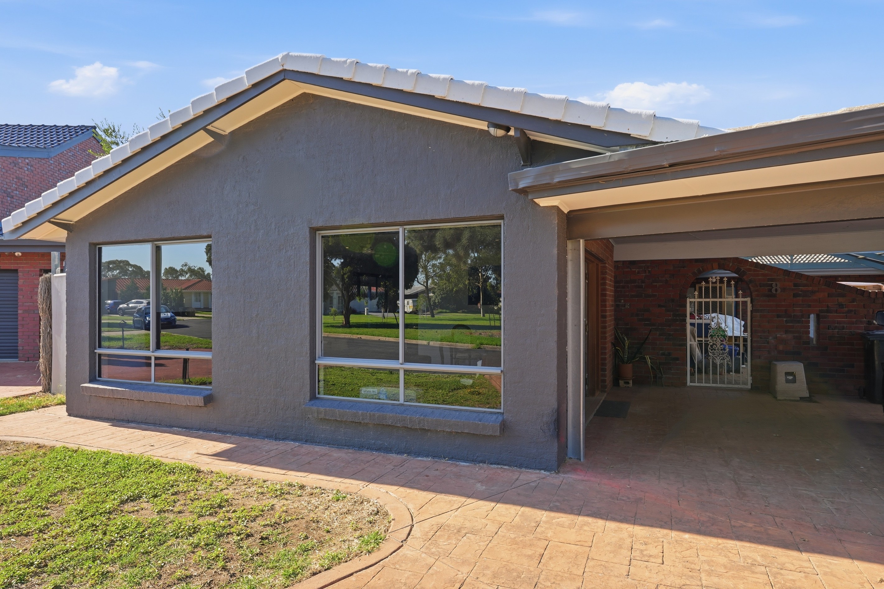 8 Thiele Crescent, West Lakes Shore, SA 5020