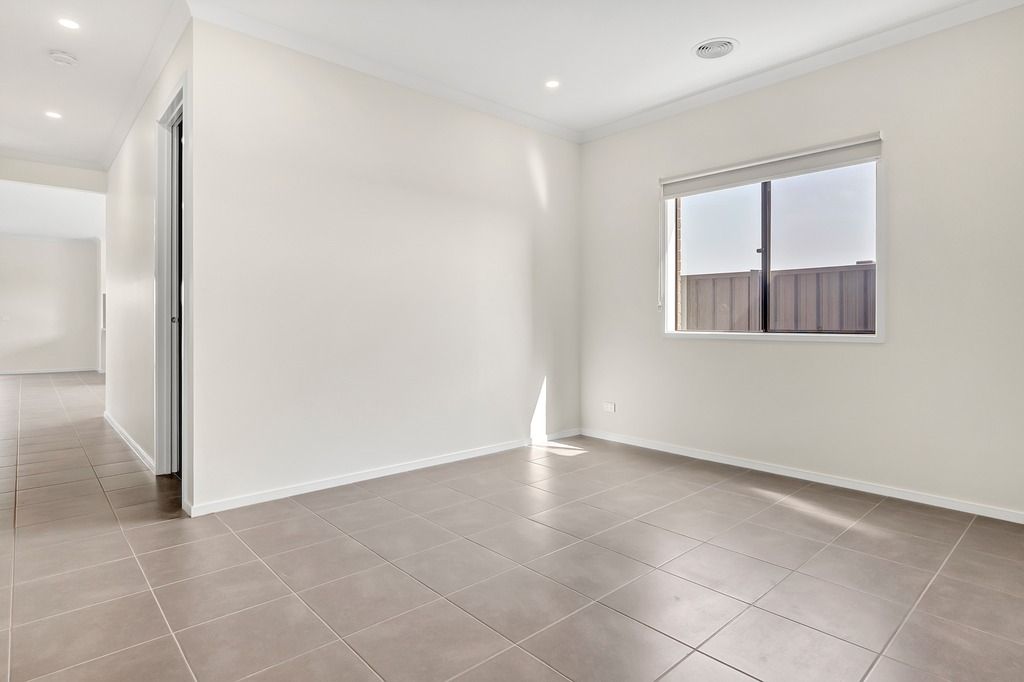 36 Queensbridge Avenue, Tarneit, VIC 3029