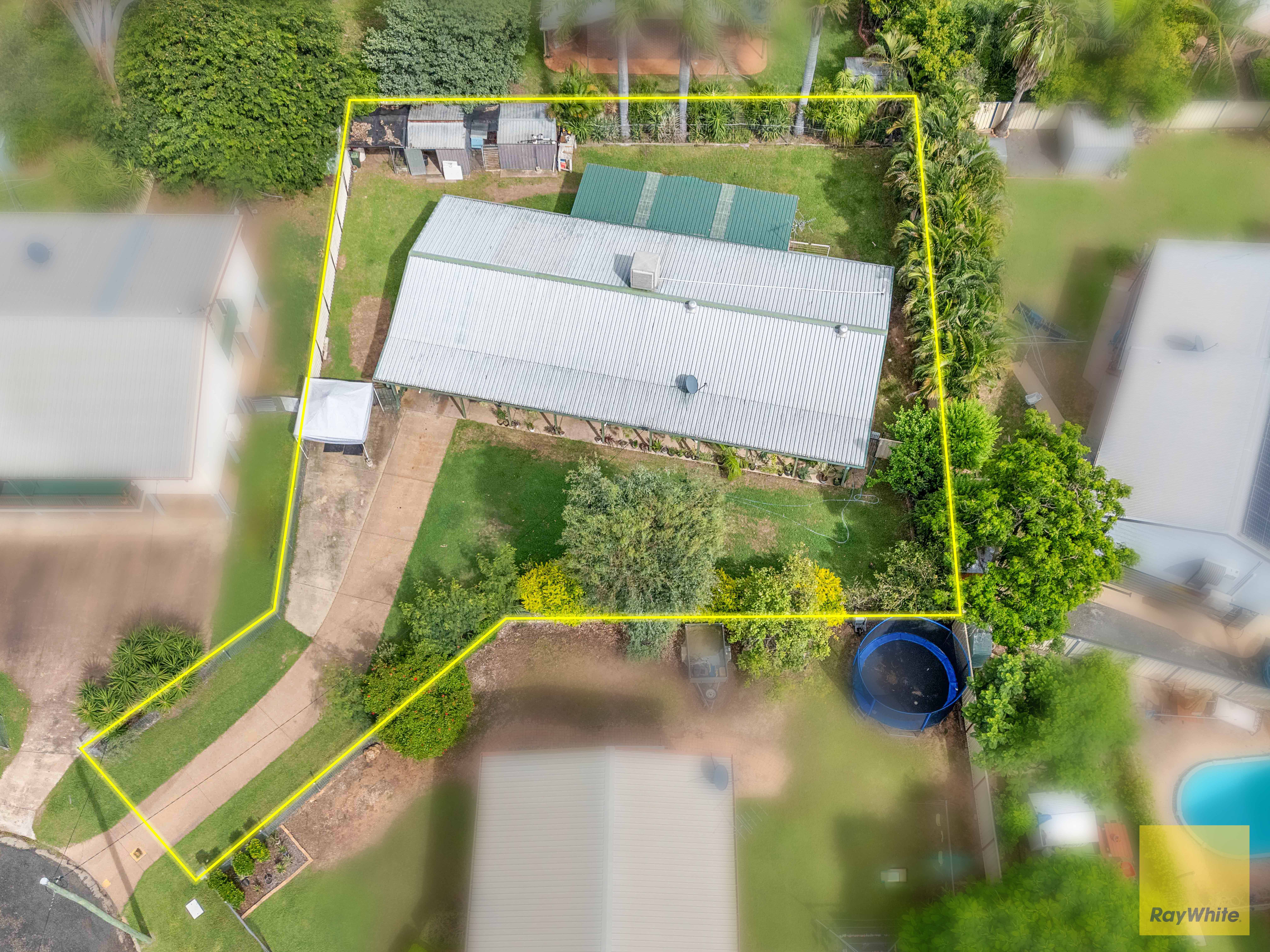 4 Andrew Place, Emerald, QLD 4720