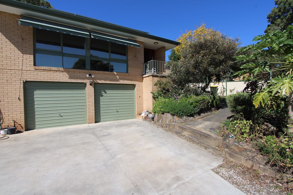 1 Robin Place, Ingleburn, NSW 2565